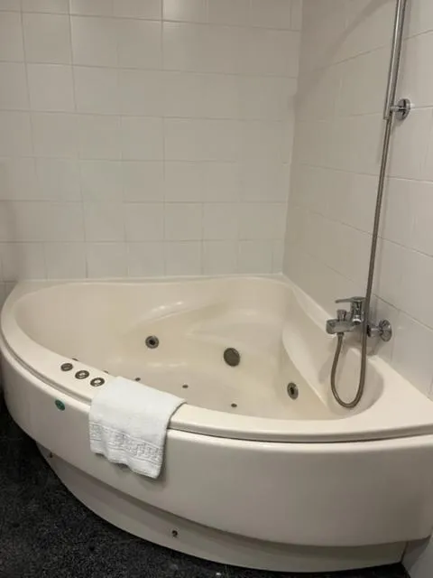 Bath in Seculo Hotel