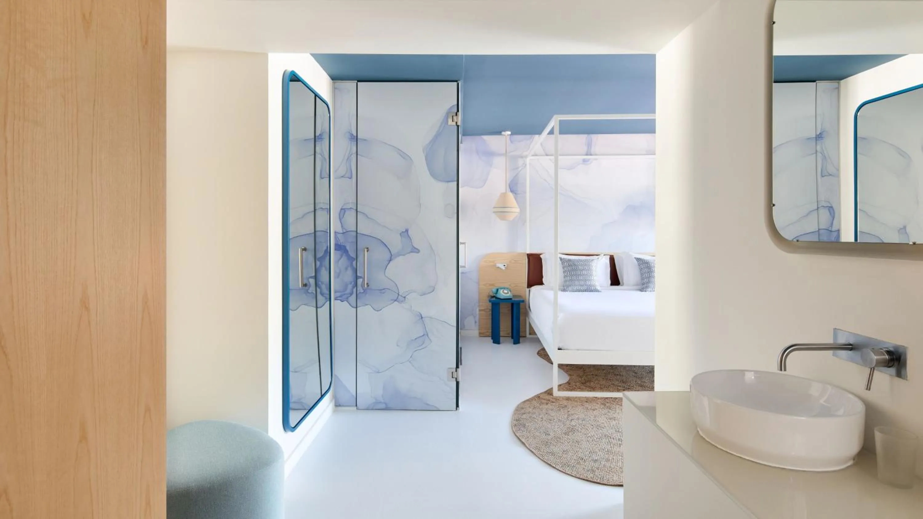 Photo of the whole room, Bed in Hotel Indigo Albufeira by IHG