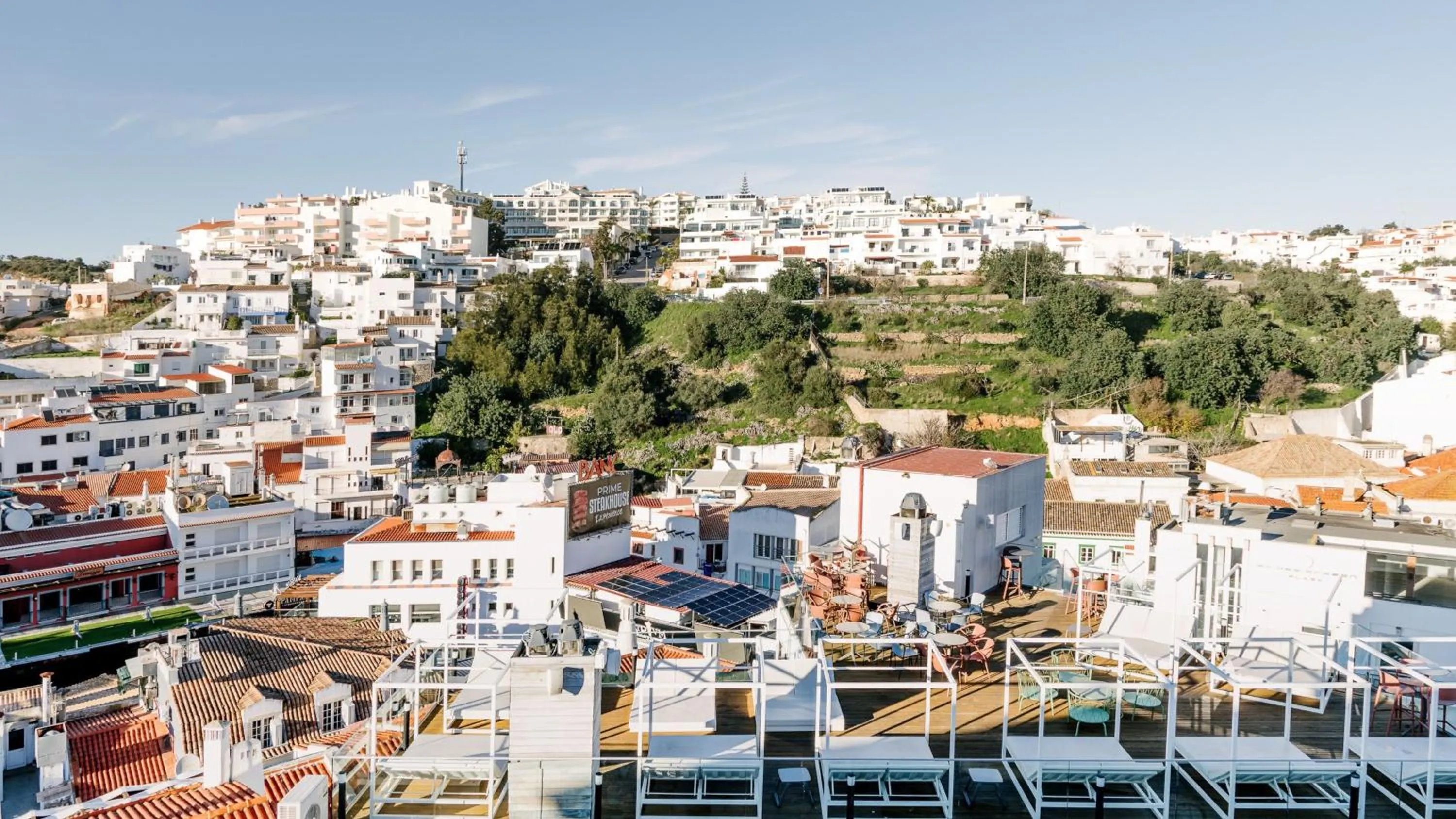 Photo of the whole room in Hotel Indigo Albufeira by IHG