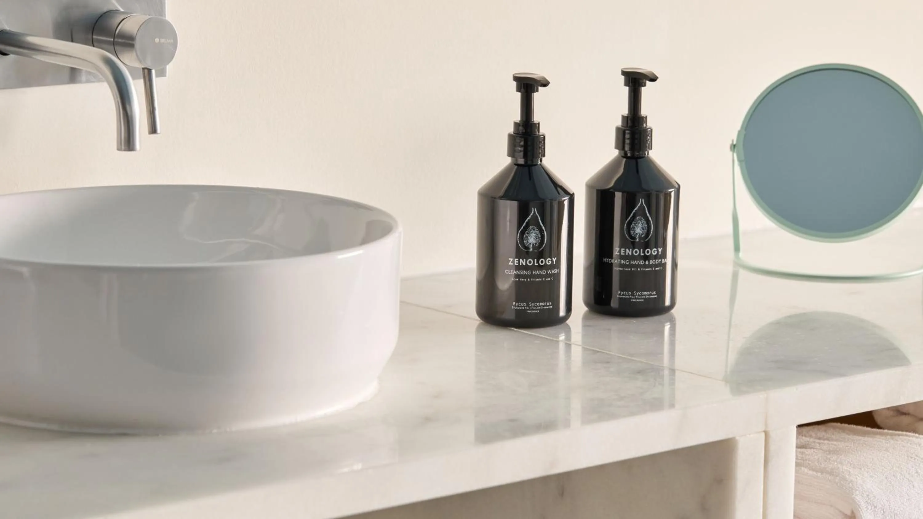 Bathroom in Hotel Indigo Albufeira by IHG