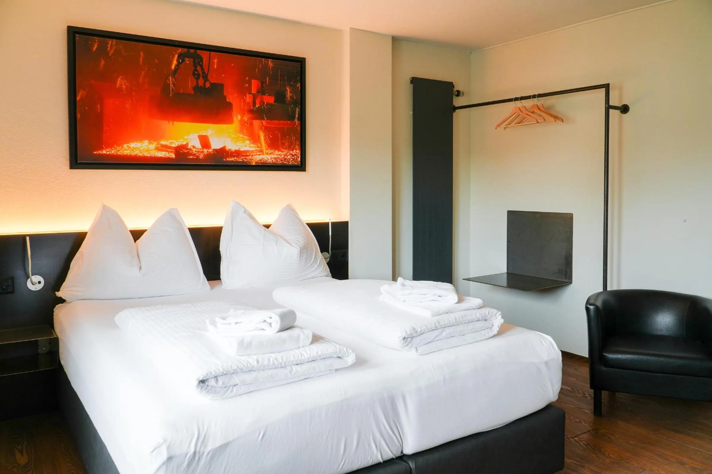 Photo of the whole room, Bed in feRUS Hotel