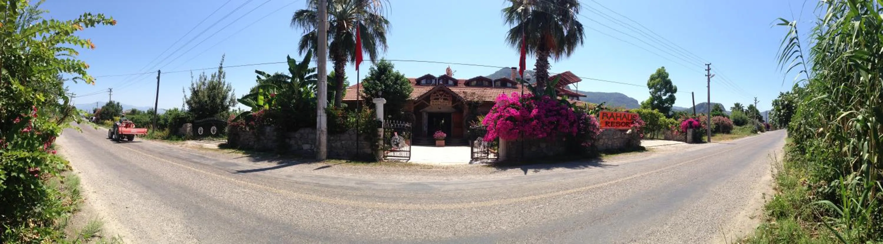 Facade/entrance in Bahaus Resort