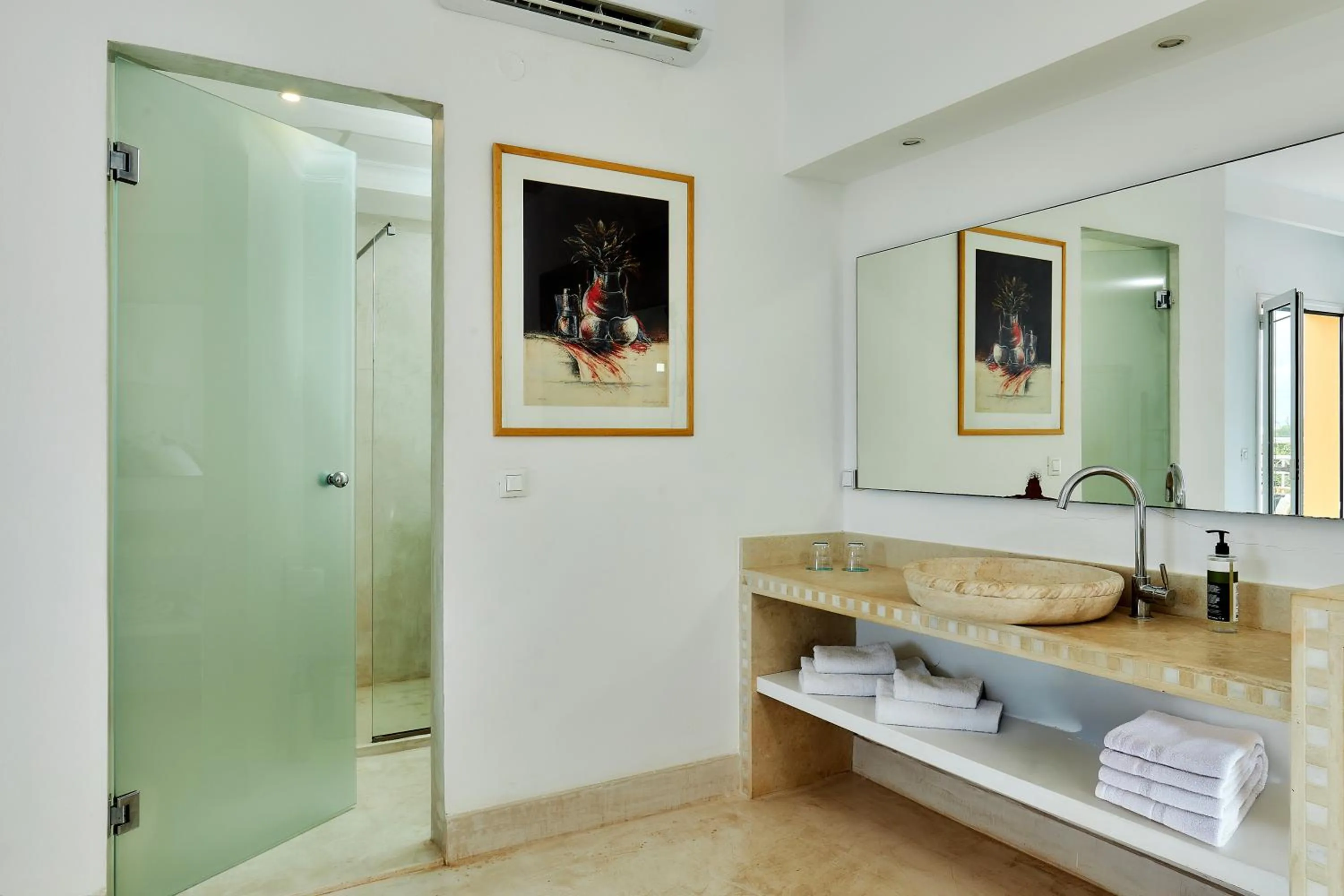 Bathroom in Sirens Beach & Village