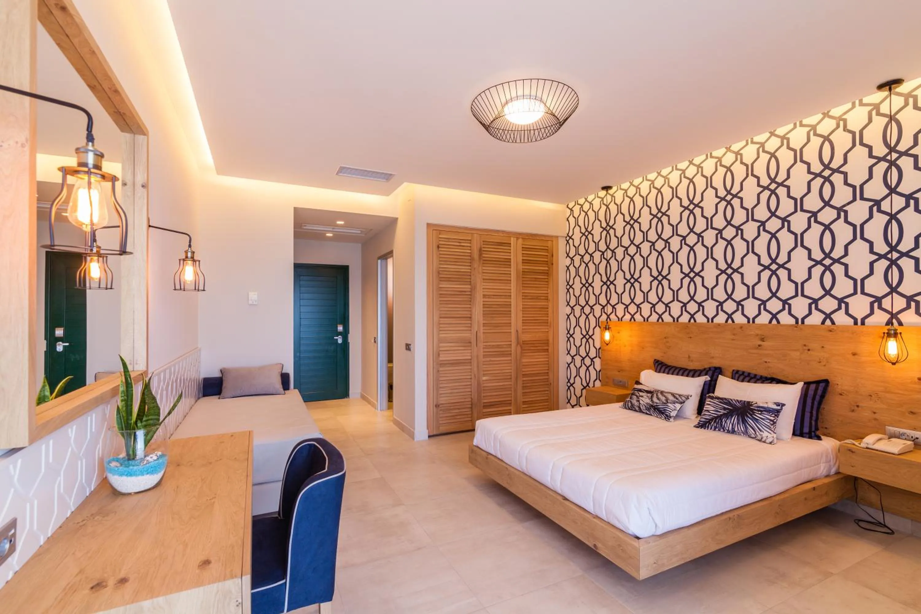 Bed in Sirens Beach & Village