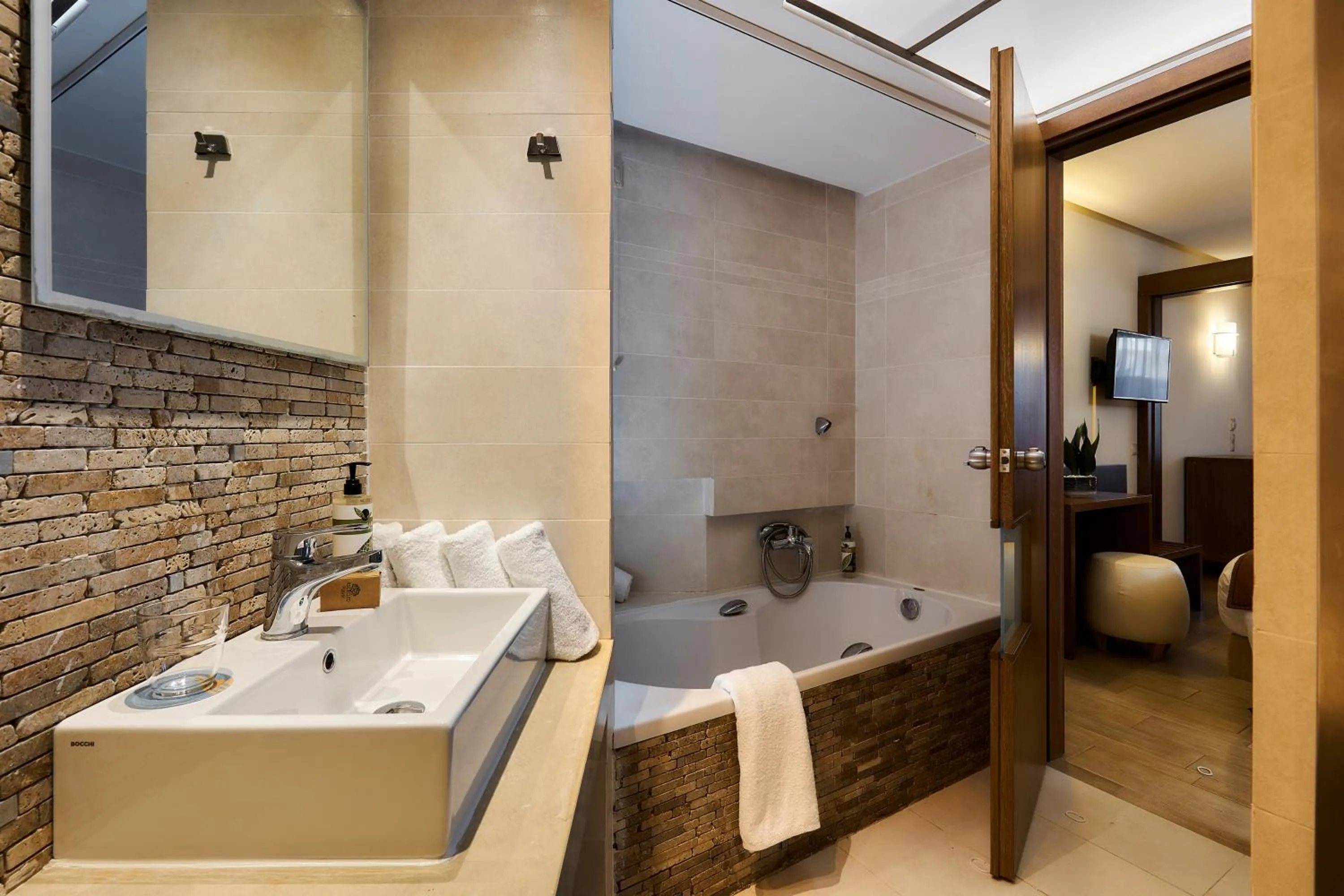 Bathroom in Sirens Beach & Village