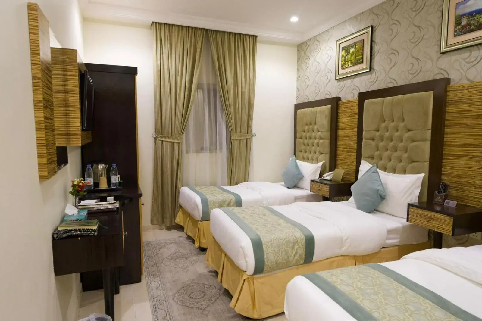 Triple Room in Al Qima Atlas 3 Hotel Triple Room in Al Qima Atlas 3 Hotel