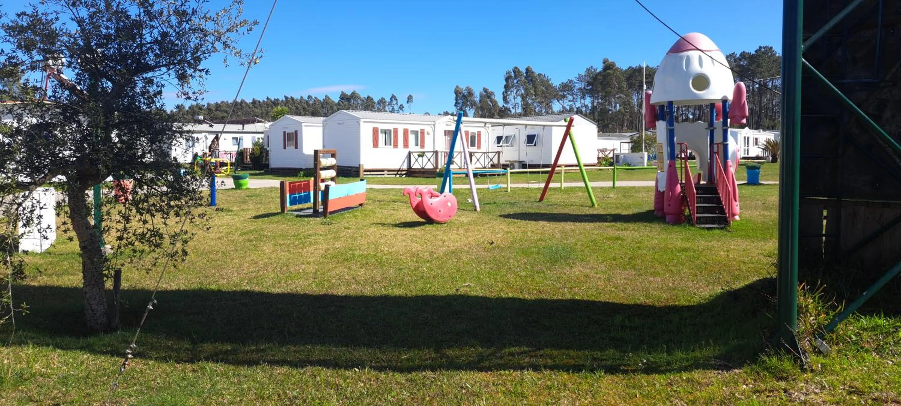 Children play ground in Bungalows Land'shause
