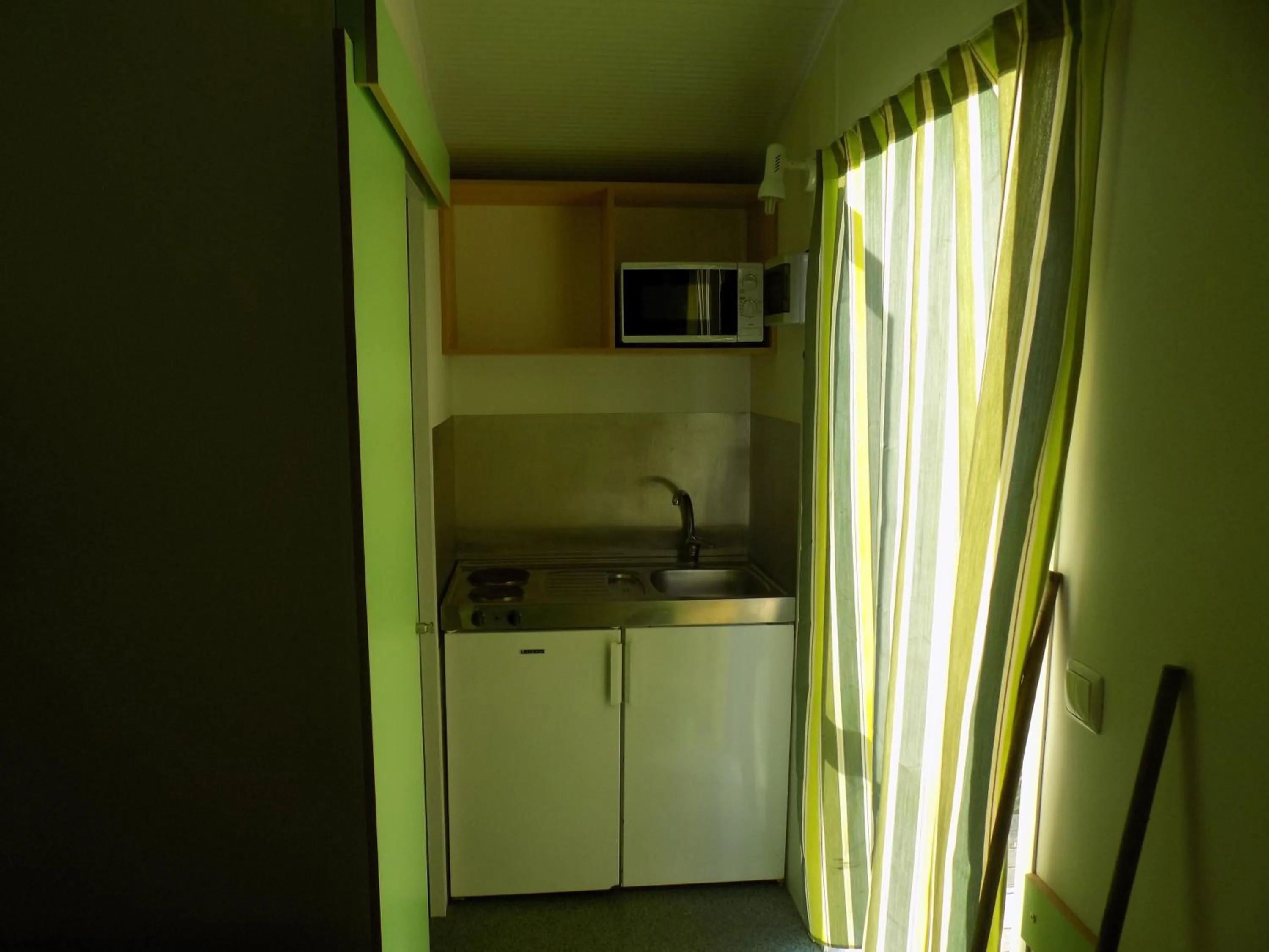 Kitchen or kitchenette in Bungalows Land'shause