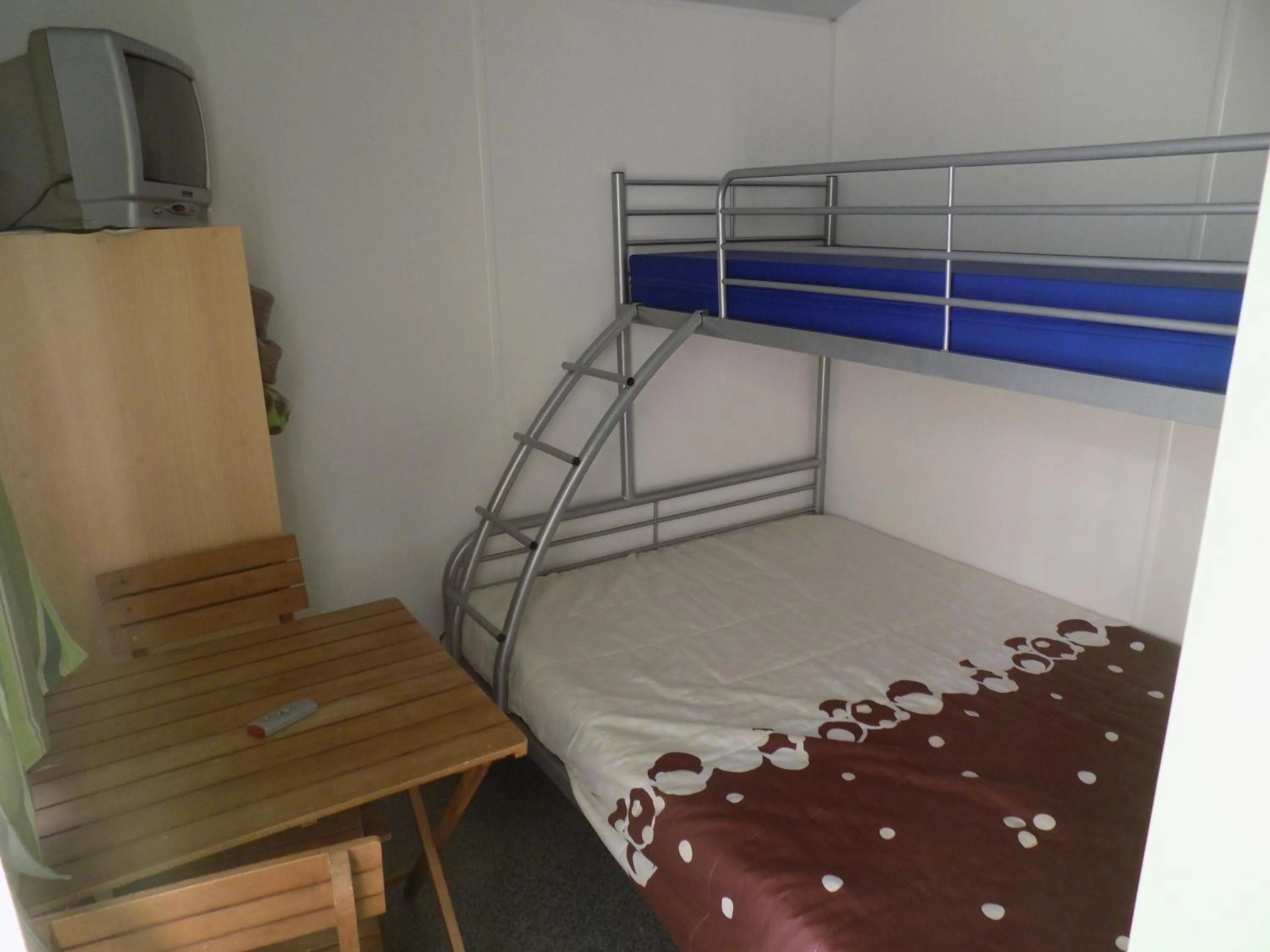 bunk bed, Bed in Bungalows Land'shause