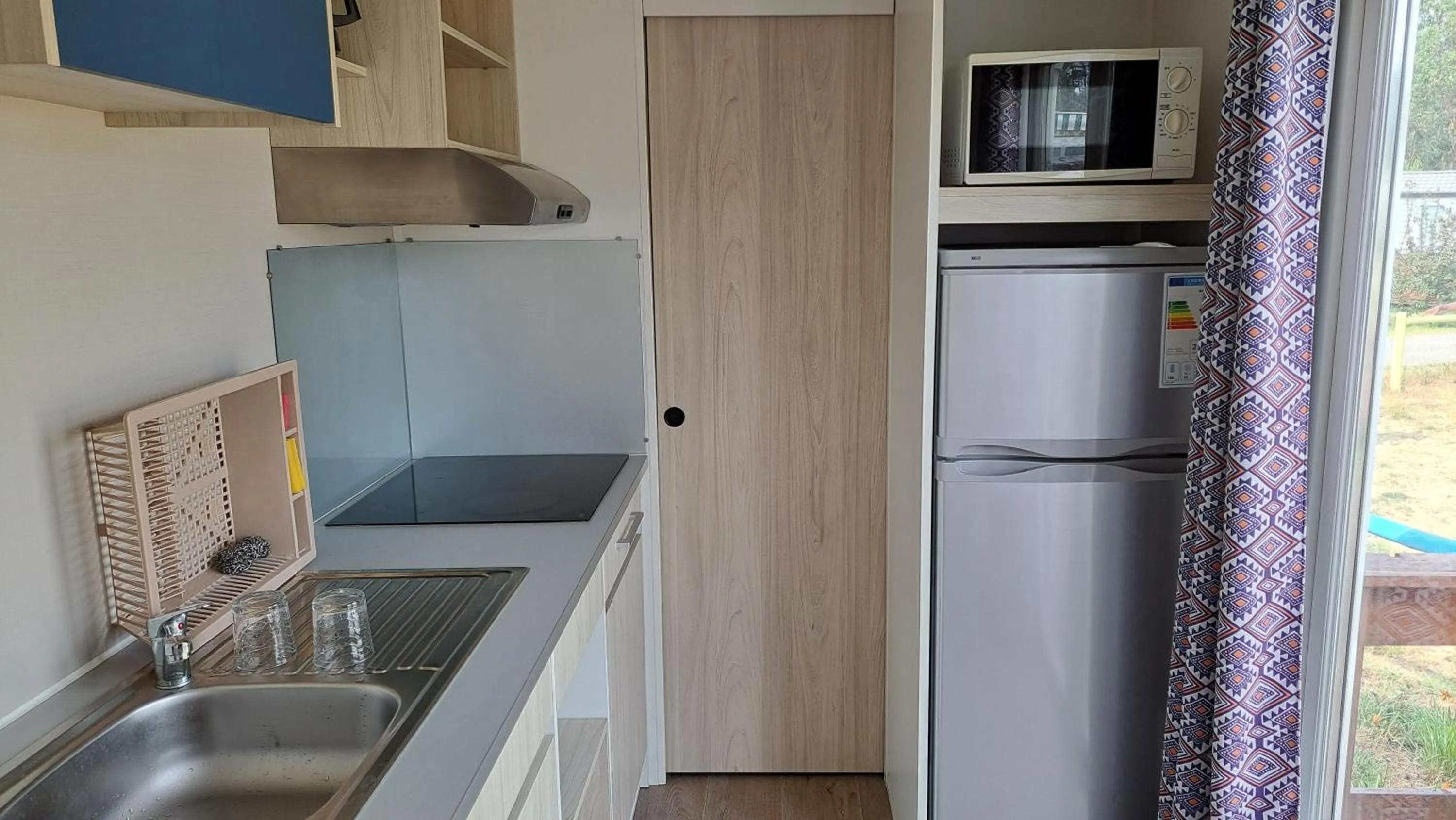 Kitchen or kitchenette in Bungalows Land'shause