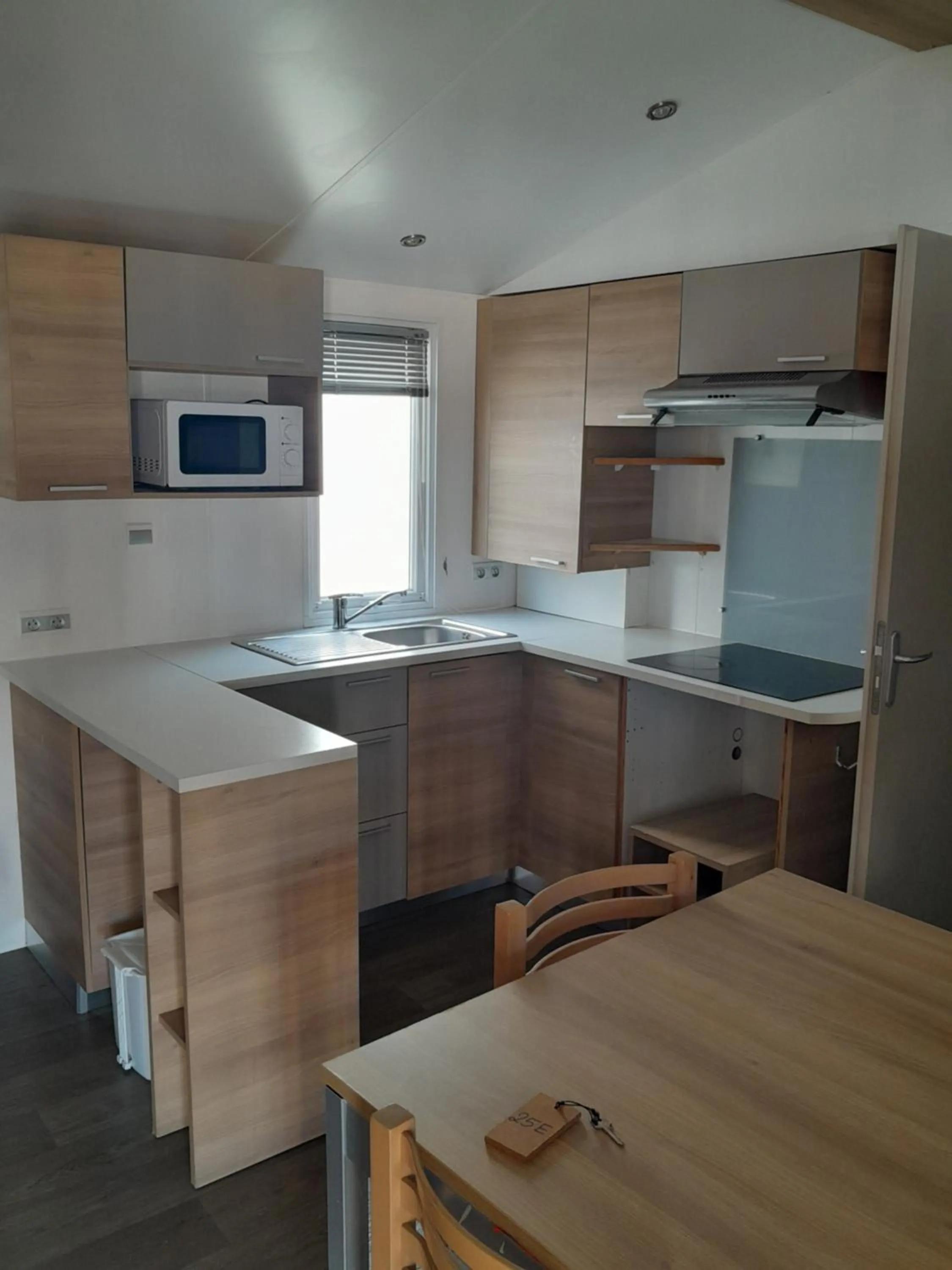 Kitchen or kitchenette in Bungalows Land'shause