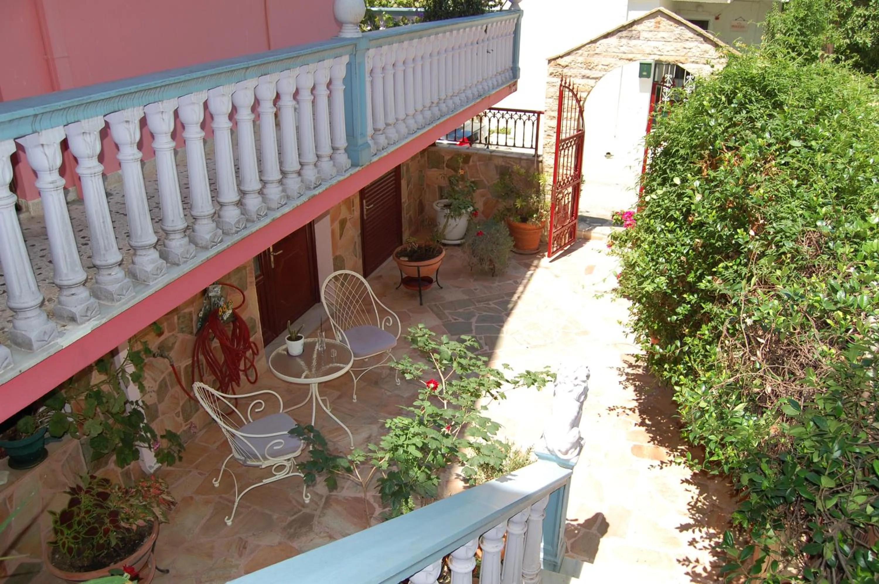 Facade/entrance in Alkyoni Apartments & Studios