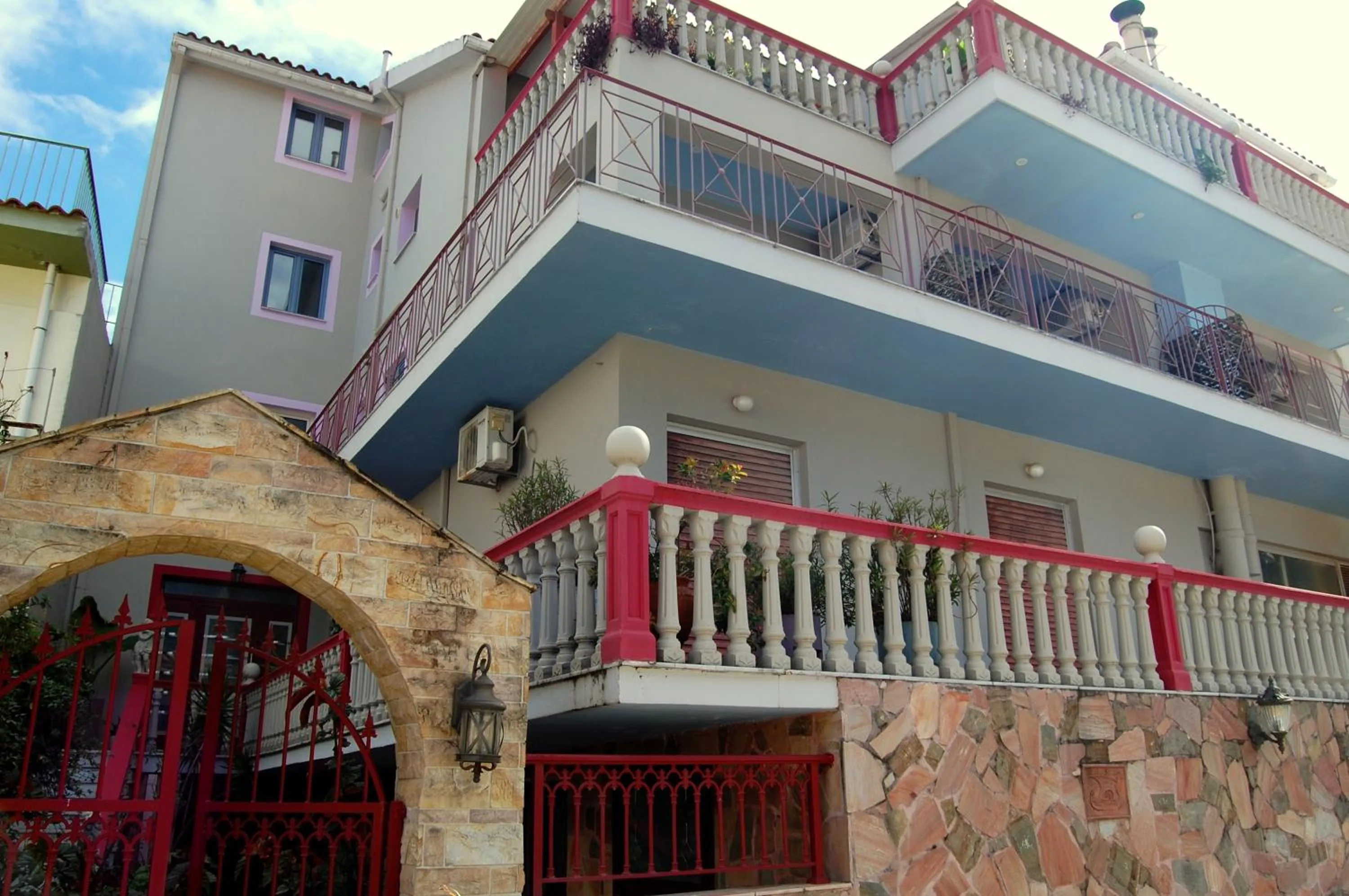 Property building in Alkyoni Apartments & Studios