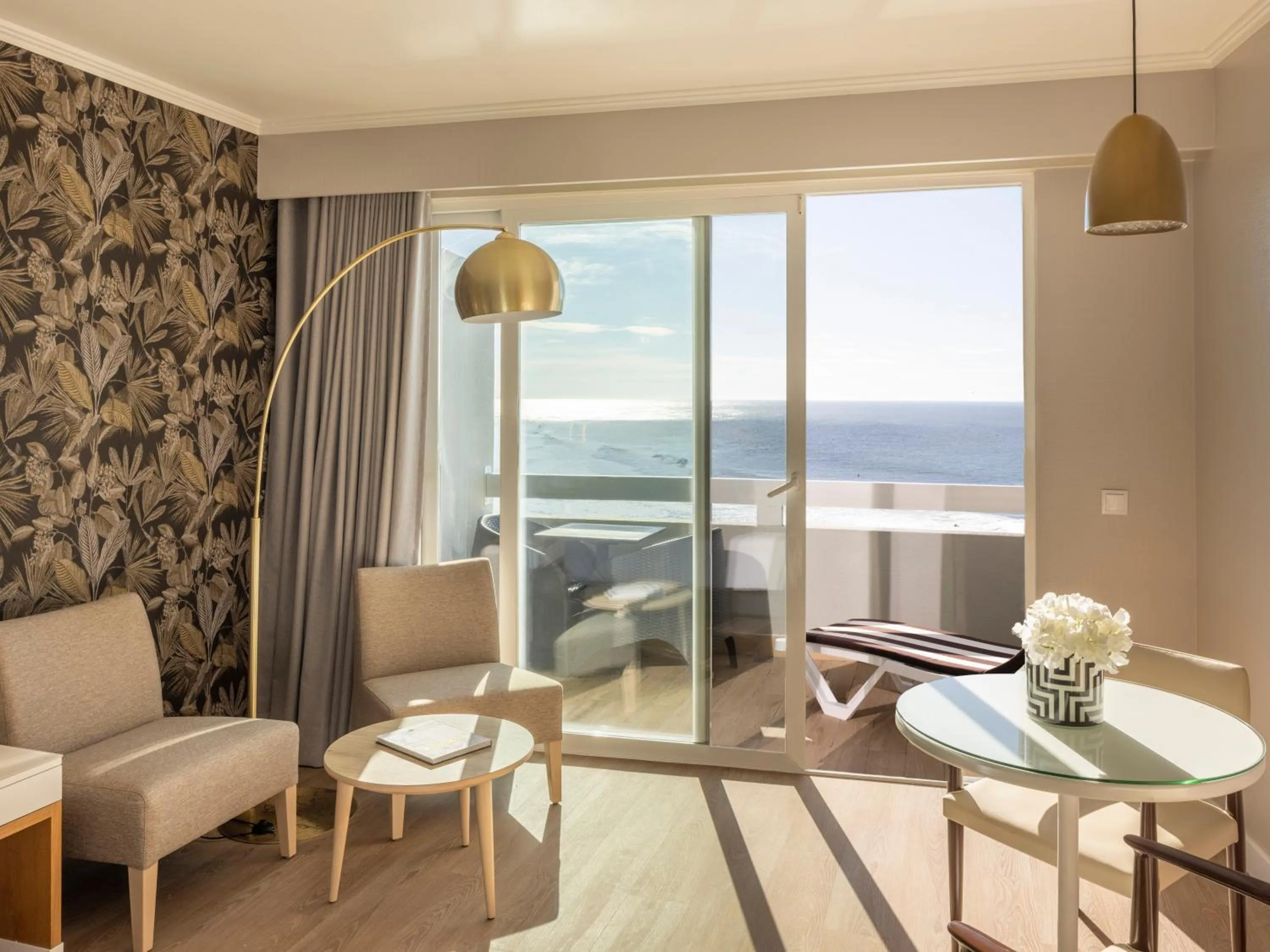 Bedroom in Arribas Sintra Hotel