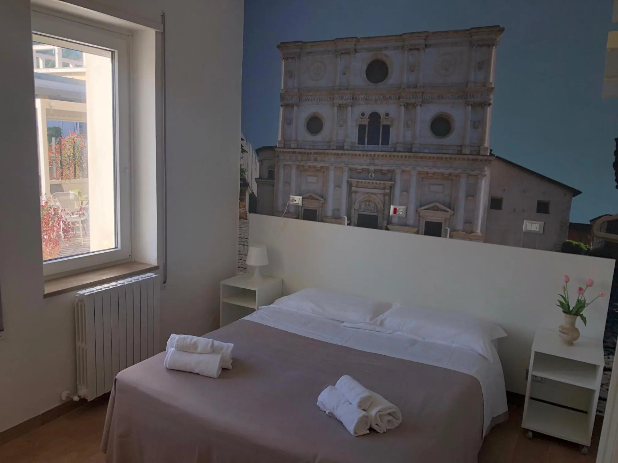 View (from property/room), Bed in Hotel Porta Rivera