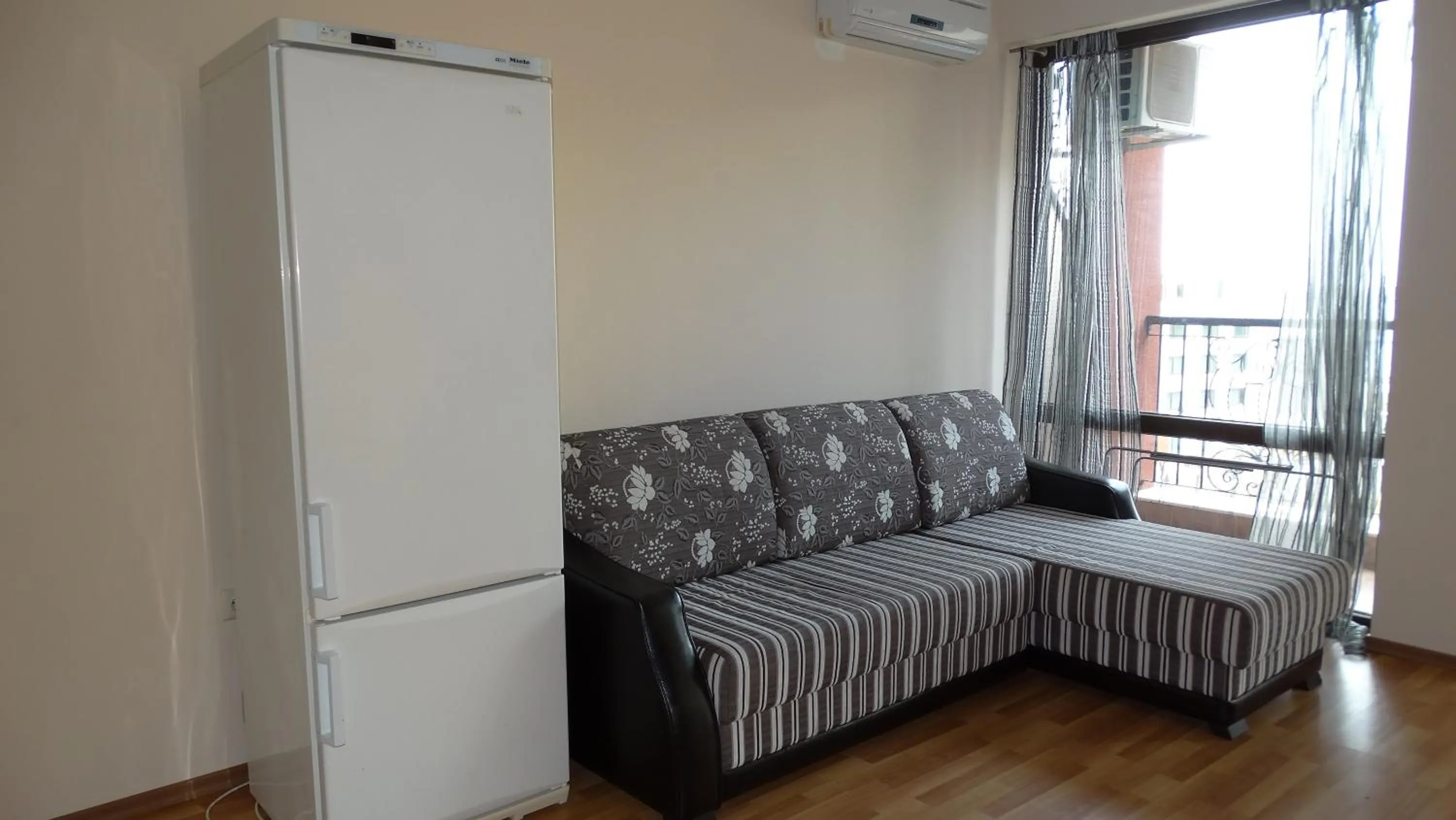 Bed in Chateau del Marina Apart Complex