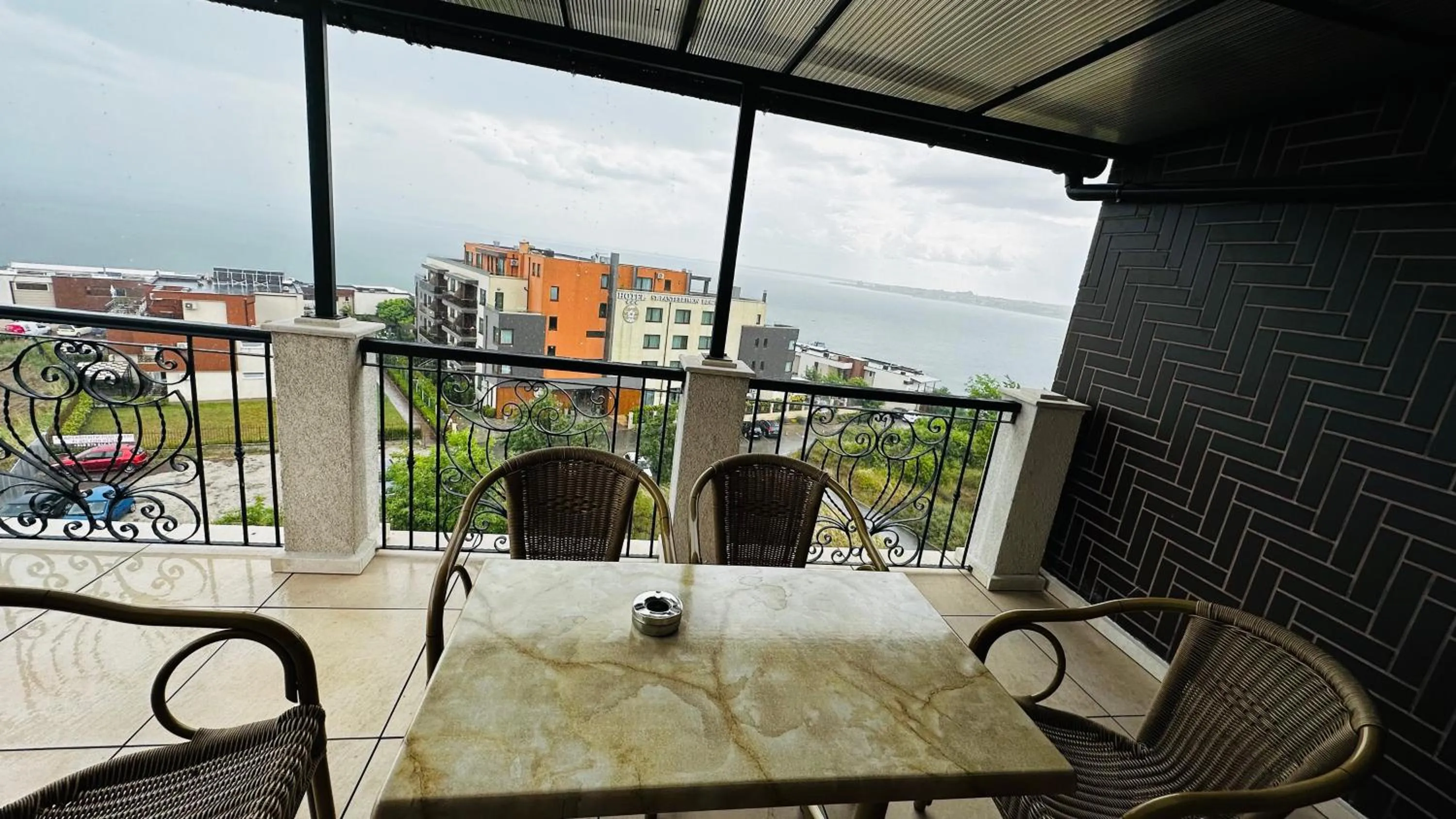 Chateau del Marina Apart Complex