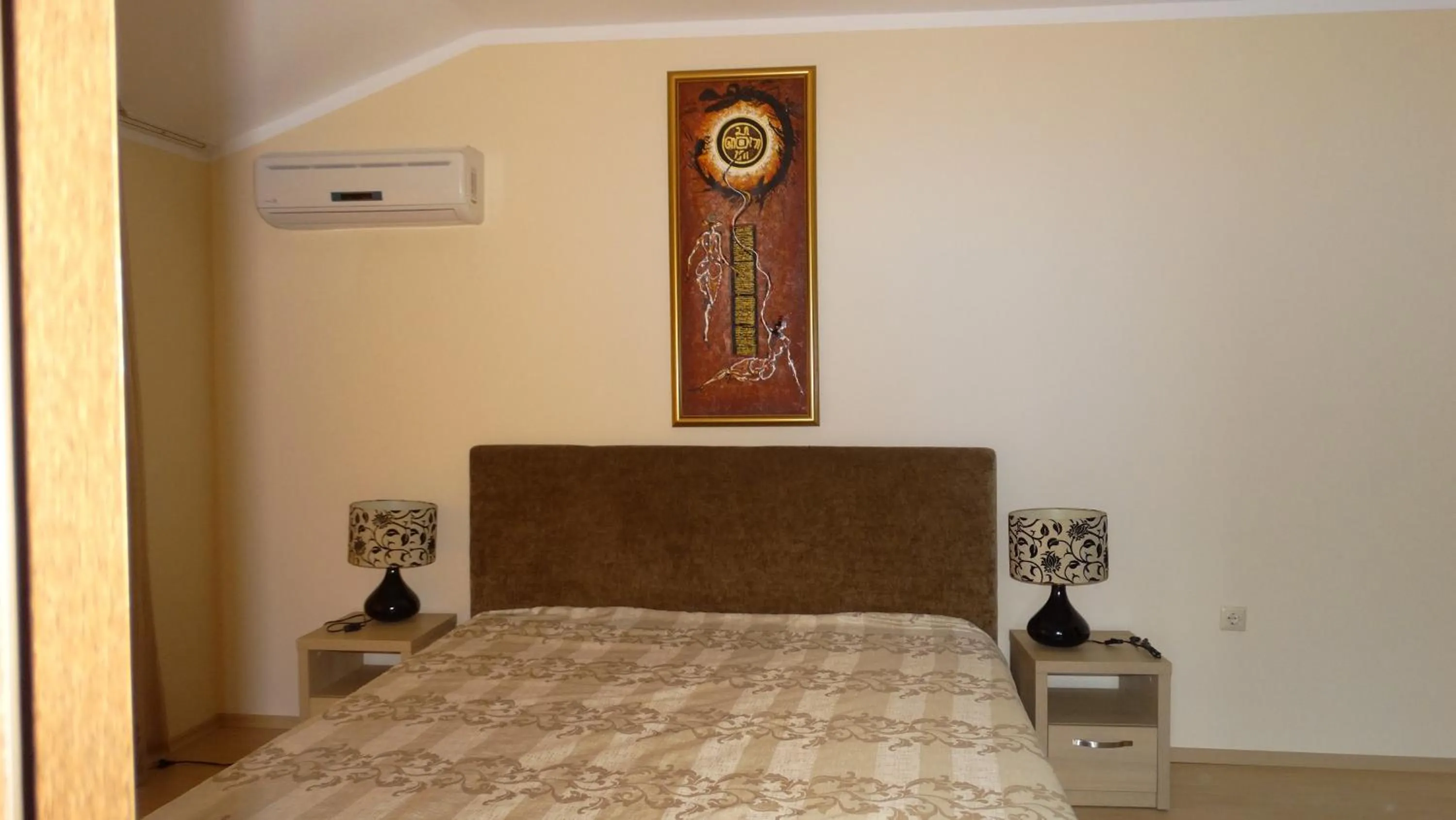 Bed in Chateau del Marina Apart Complex