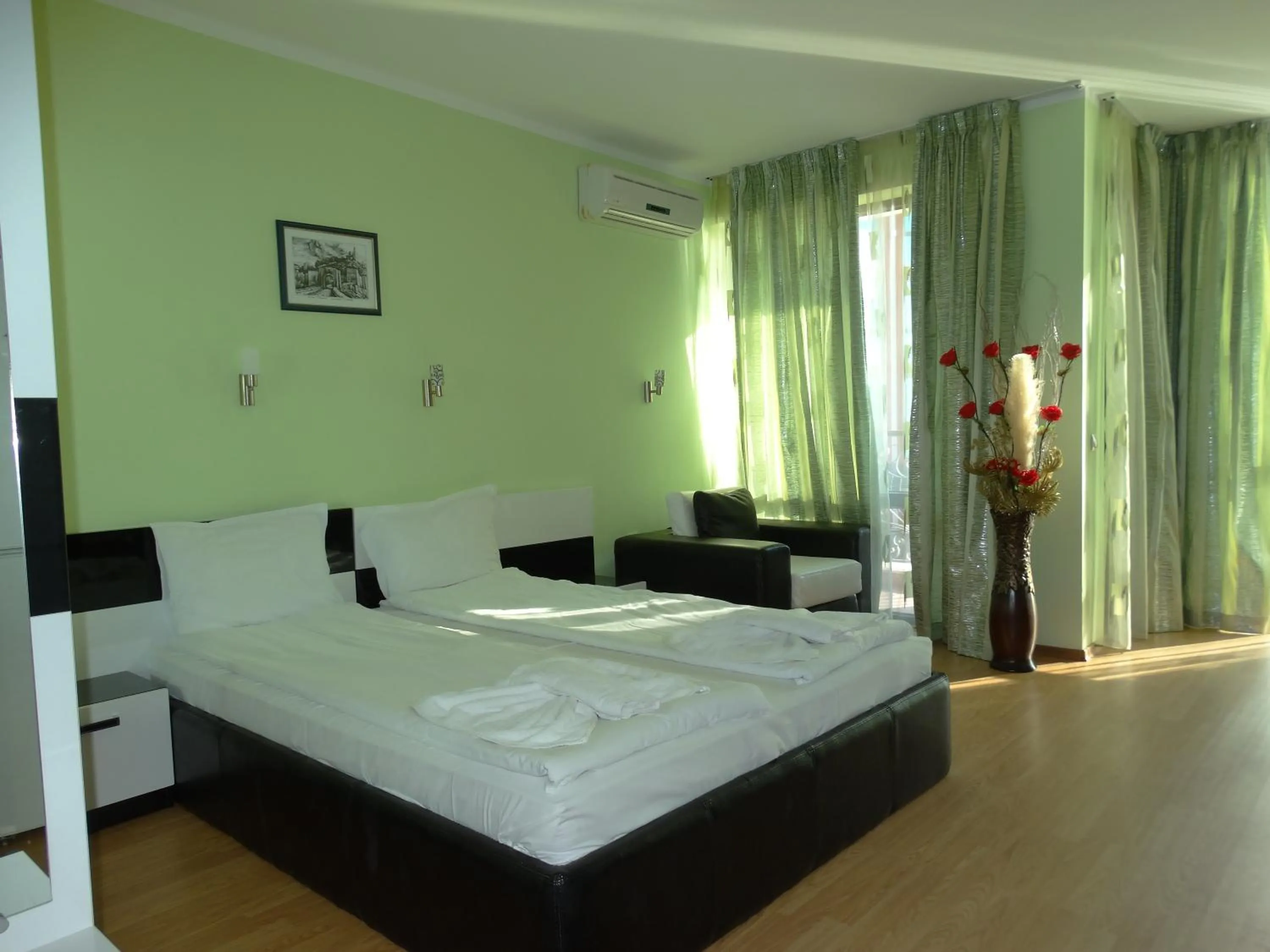 Bed in Chateau del Marina Apart Complex