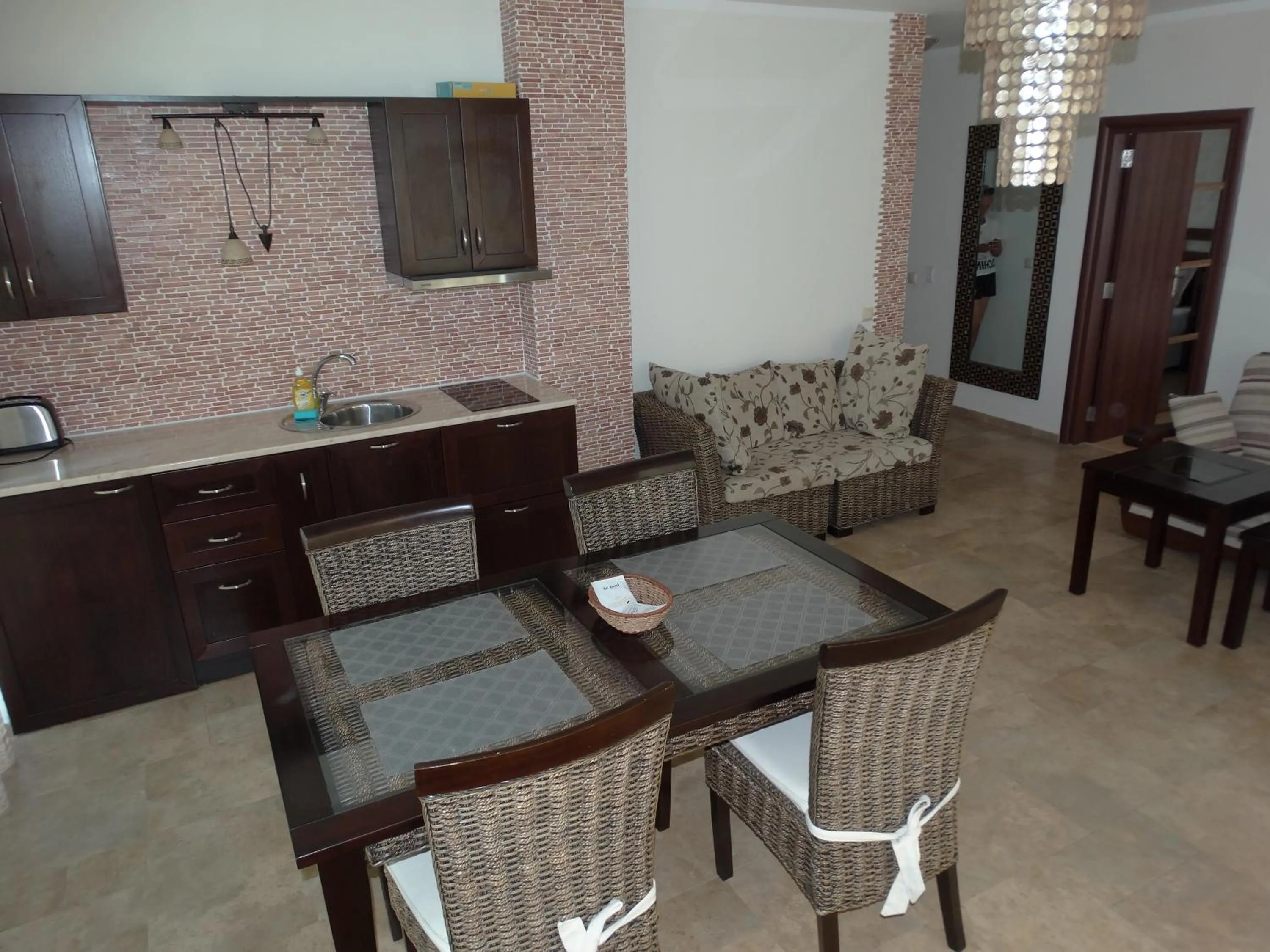 Chateau del Marina Apart Complex