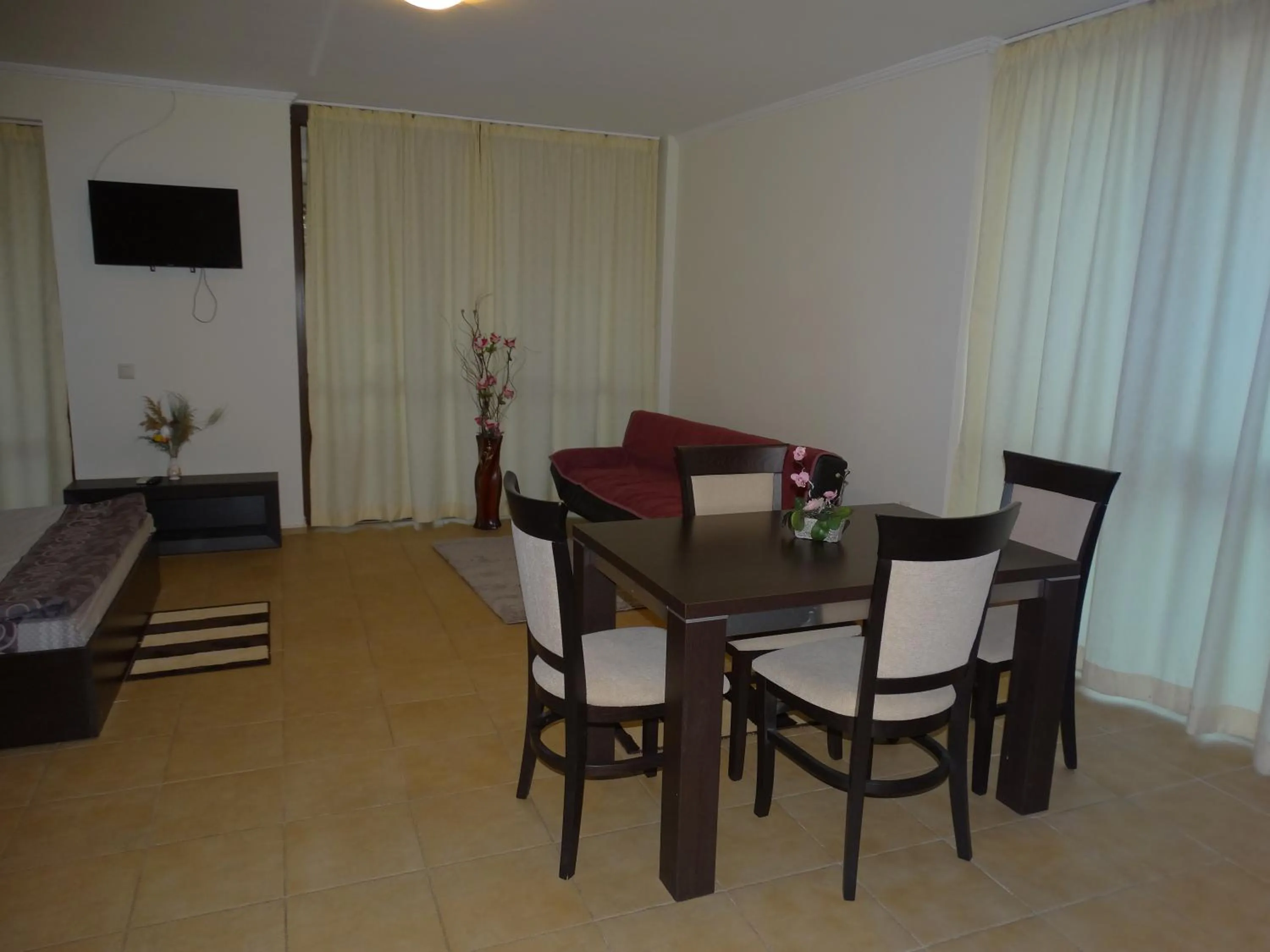 Chateau del Marina Apart Complex