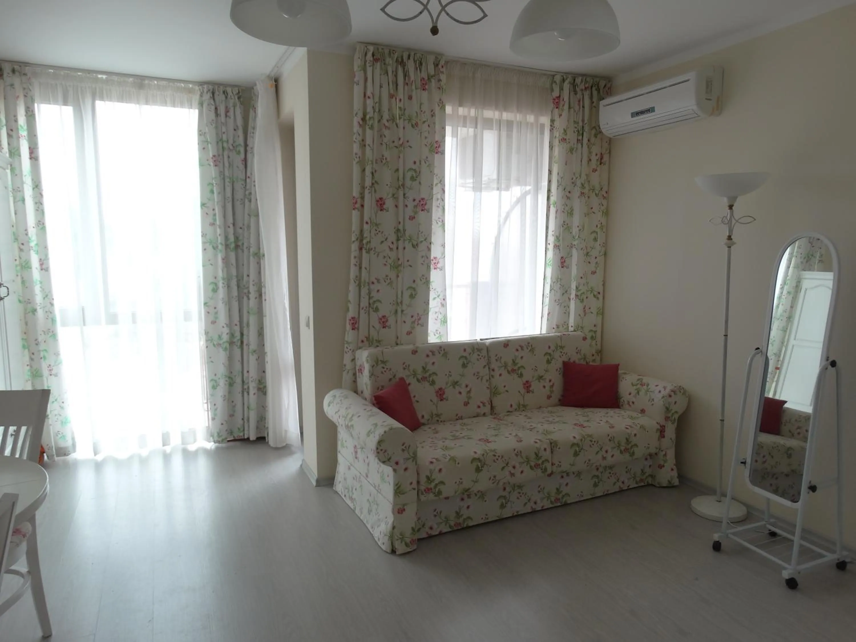 Chateau del Marina Apart Complex