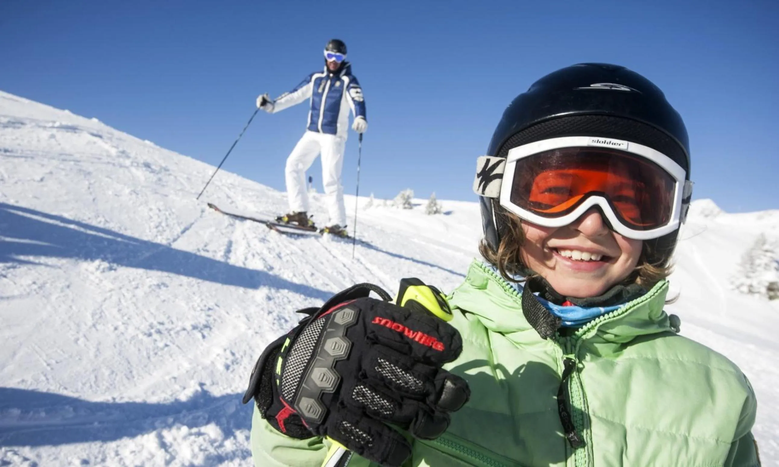 Skiing in Family Home Alpenhof