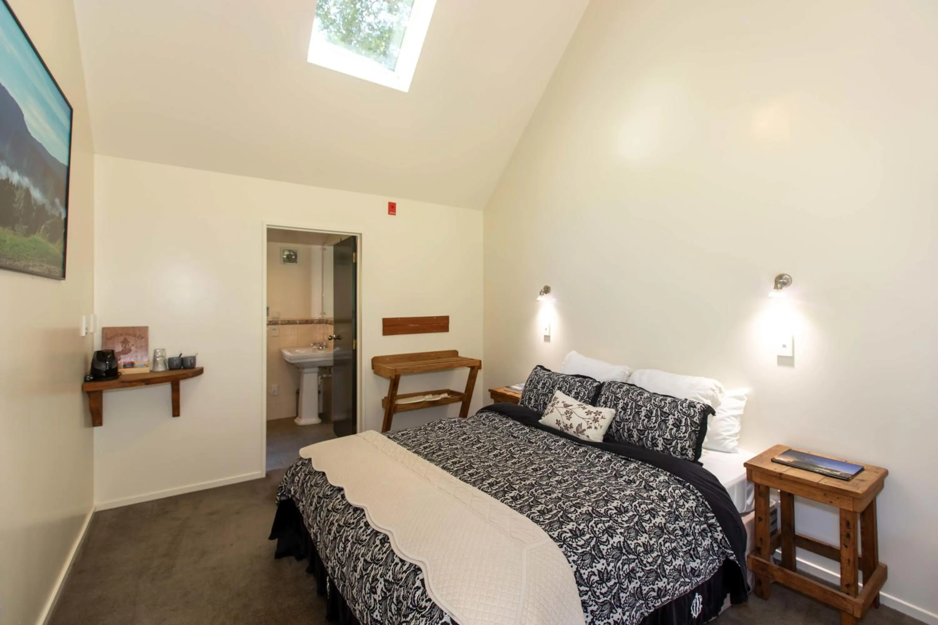 Bed in River Valley Lodge