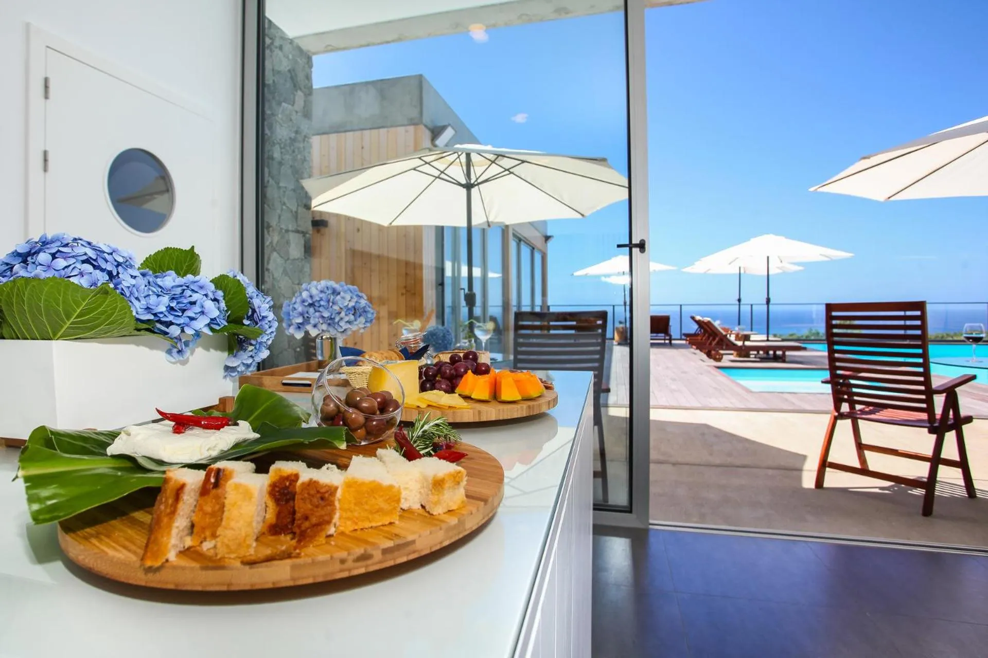 Lounge or bar in Mosteiros Place