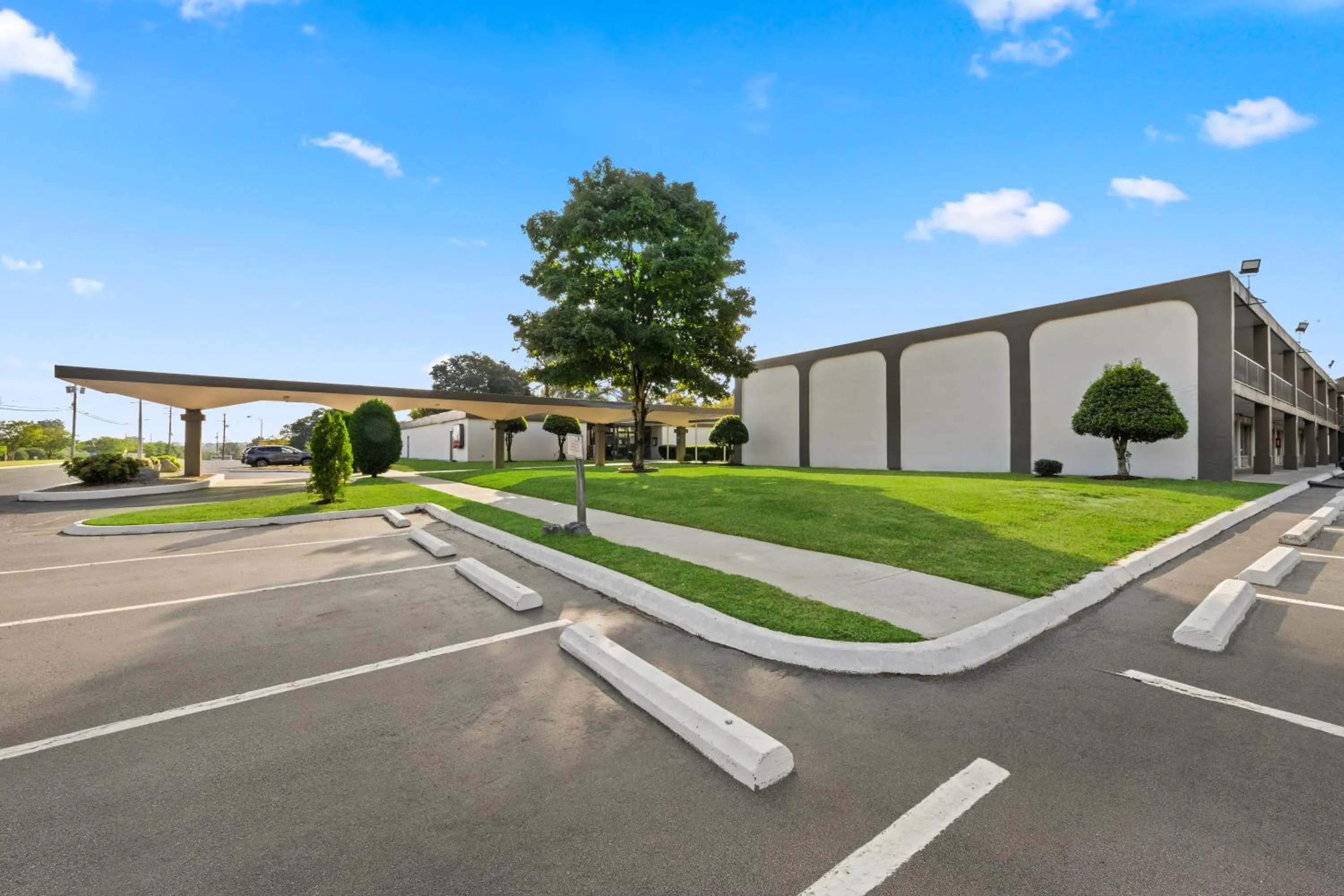 Property building in Americas Best Value Inn - Wilson