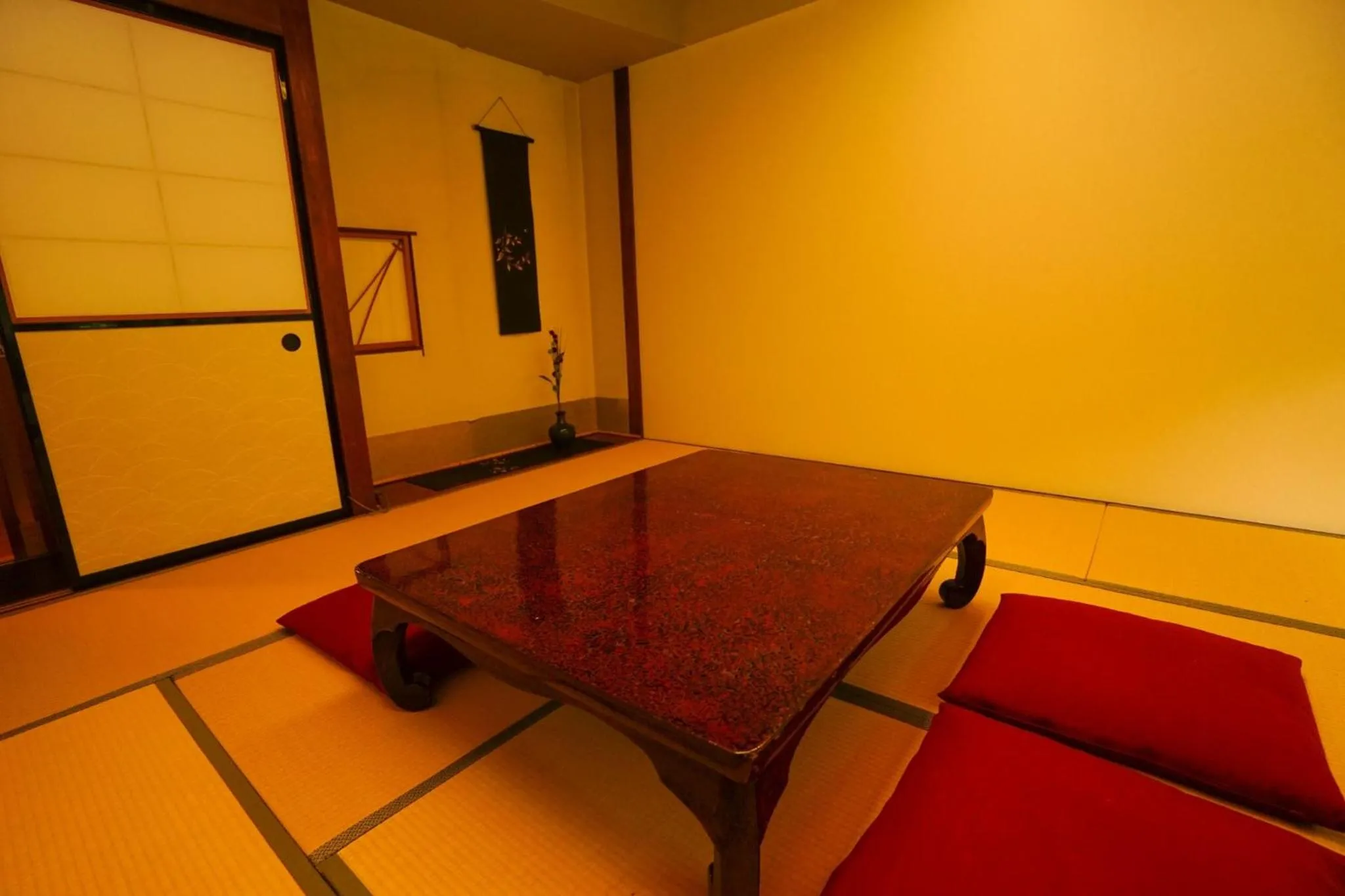 Photo of the whole room in Onsen Yado Mizuguchi