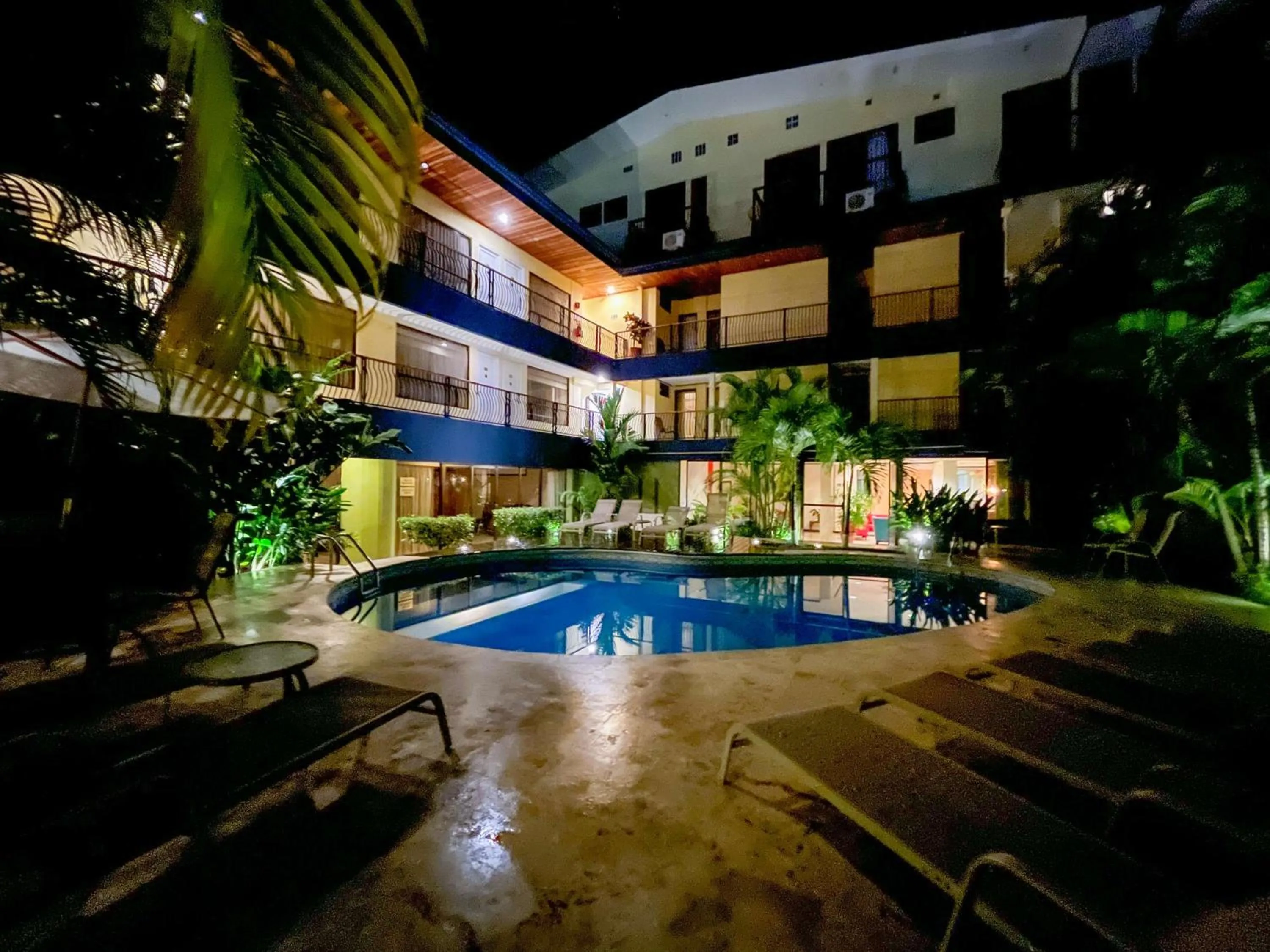 Pool view in Best Western Hotel & Casino Kamuk