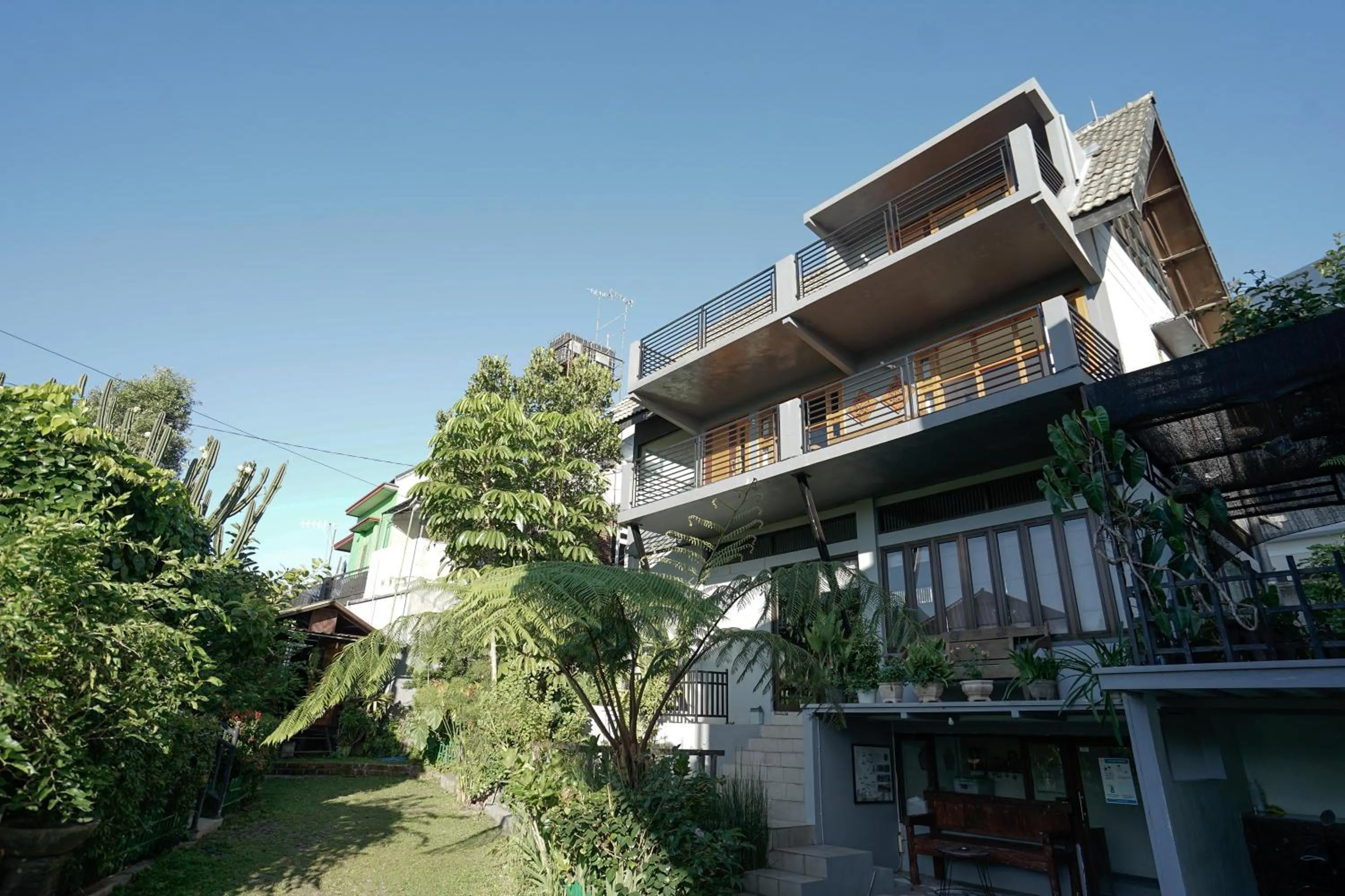 Property building in Sekar Gambir Homestay