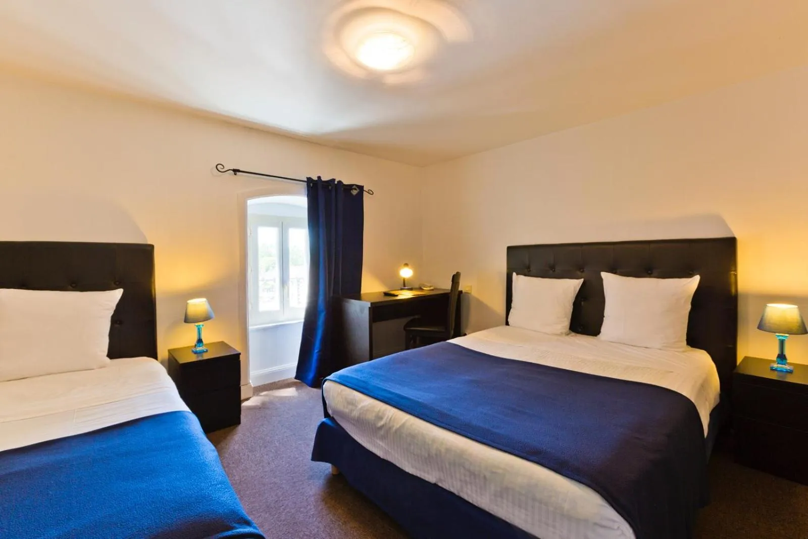 Bedroom, Bed in Logis Hotel restaurant de la Poste