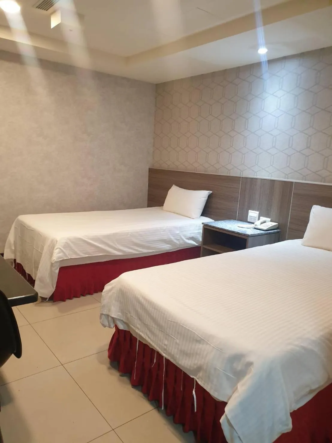 Photo of the whole room, Bed in Chuan Fu Hotel