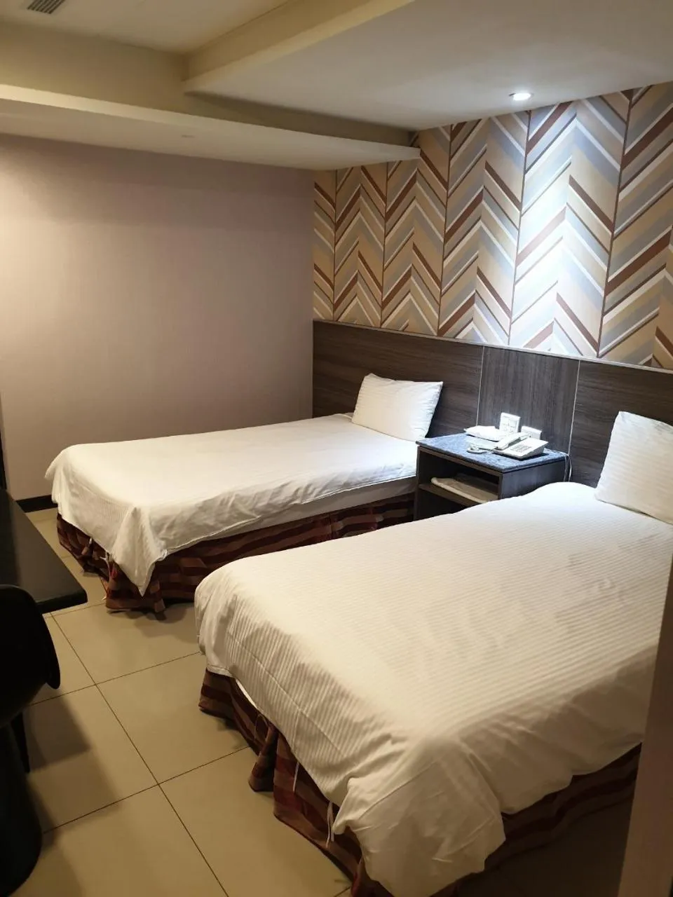 Photo of the whole room, Bed in Chuan Fu Hotel