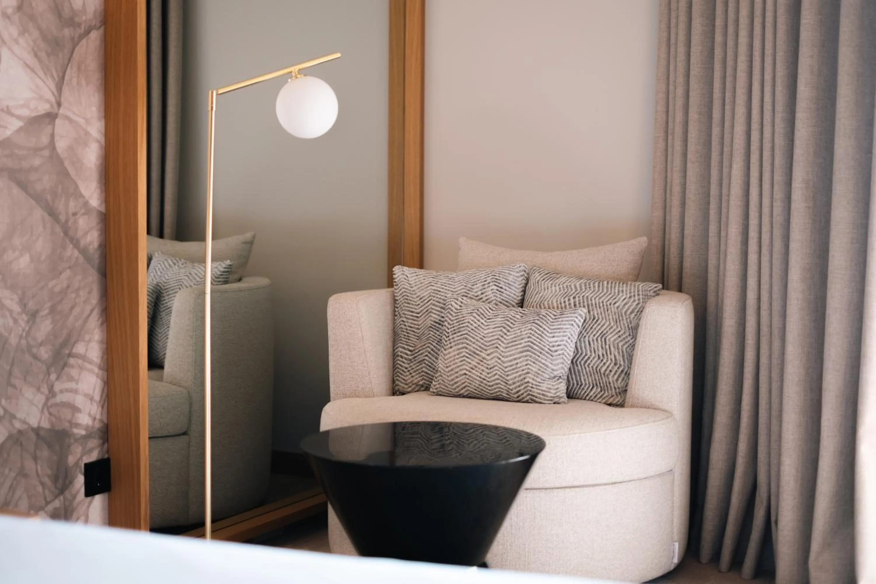 Decorative detail in Cidnay - Hotel & Executive Center