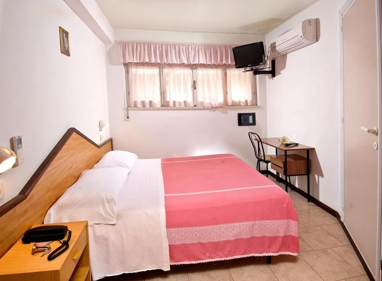 Day, Bed in Hotel Levante