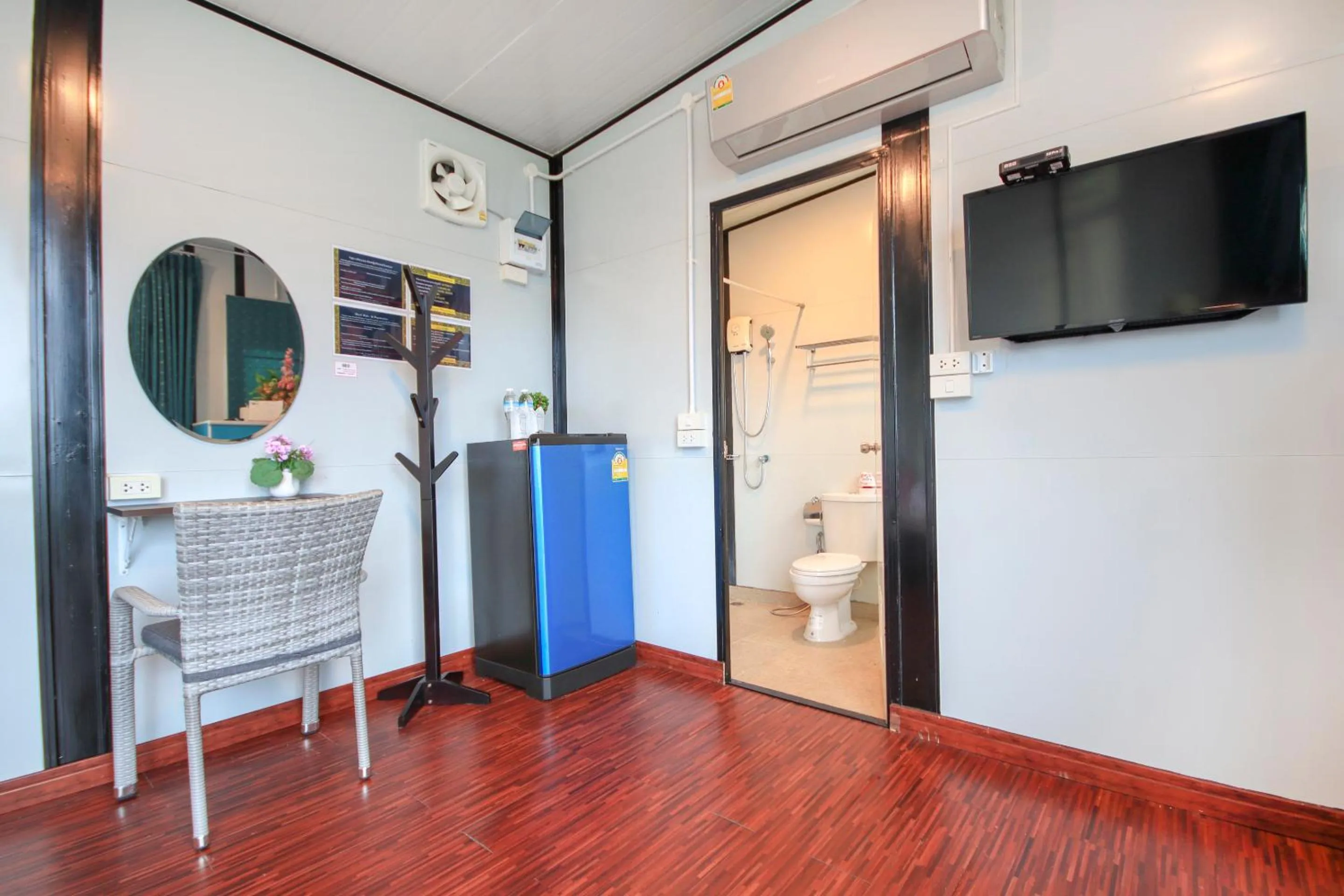 Bedroom in Happy Mountain Airport Resort