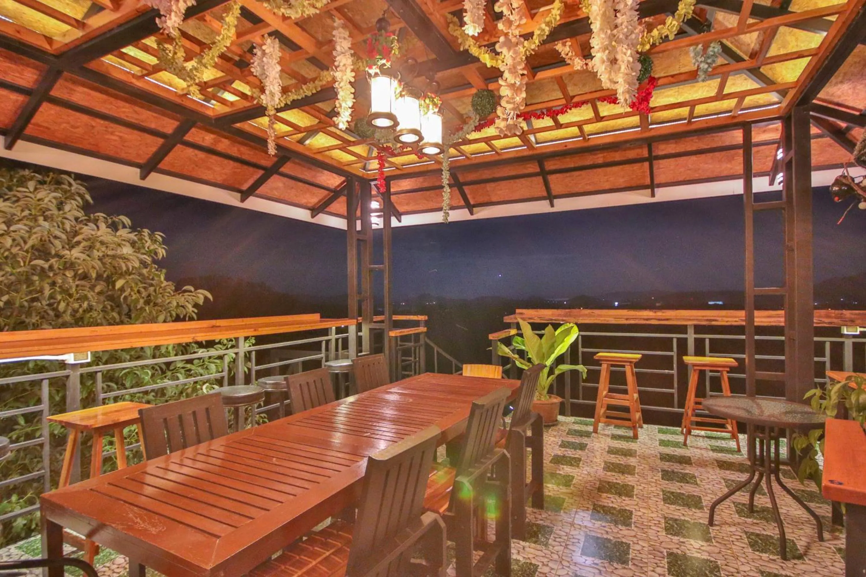 Balcony/Terrace in Happy Mountain Airport Resort