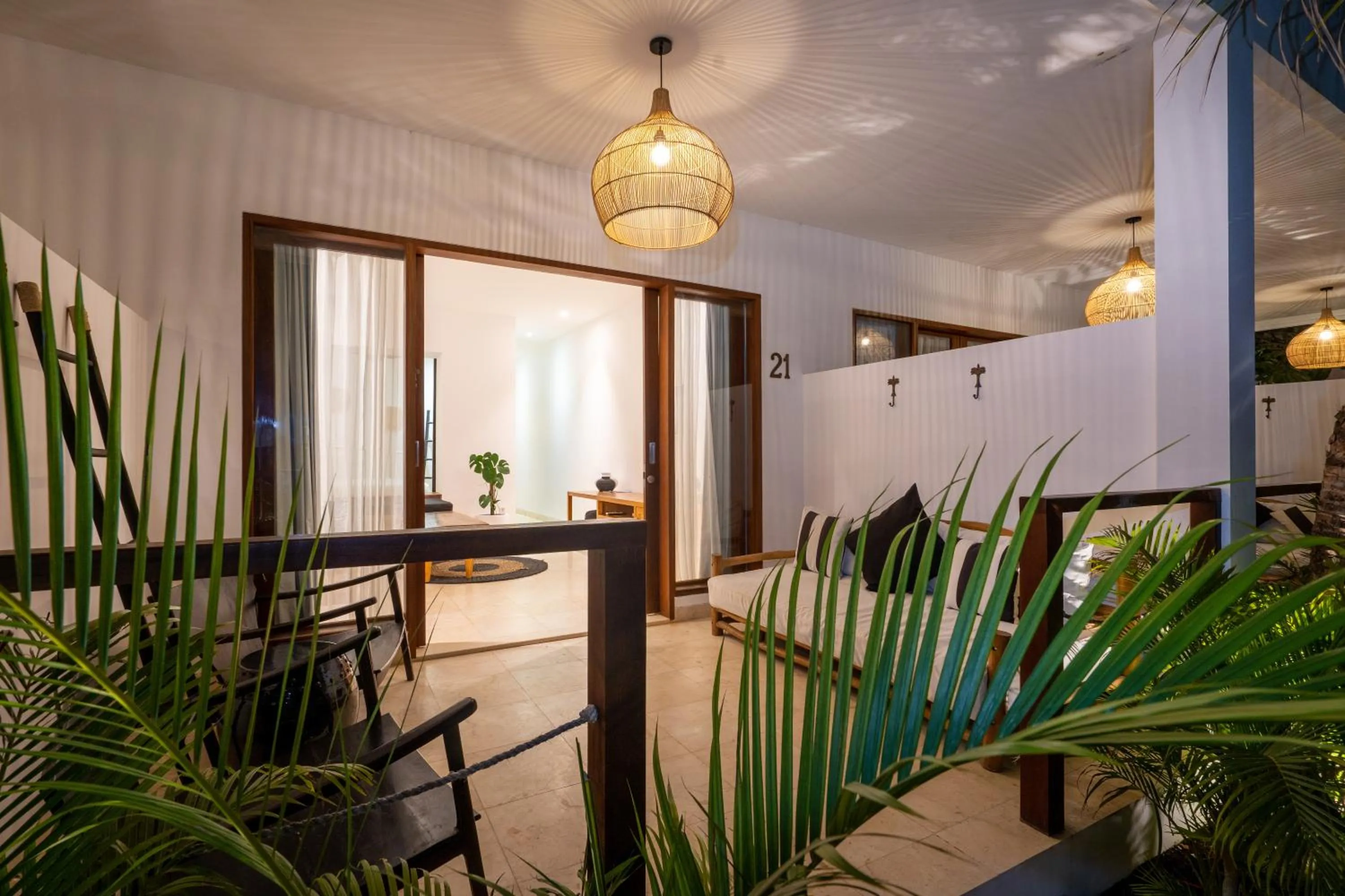 Balcony/Terrace in Ohana's Beachfront Resort & Beach Club