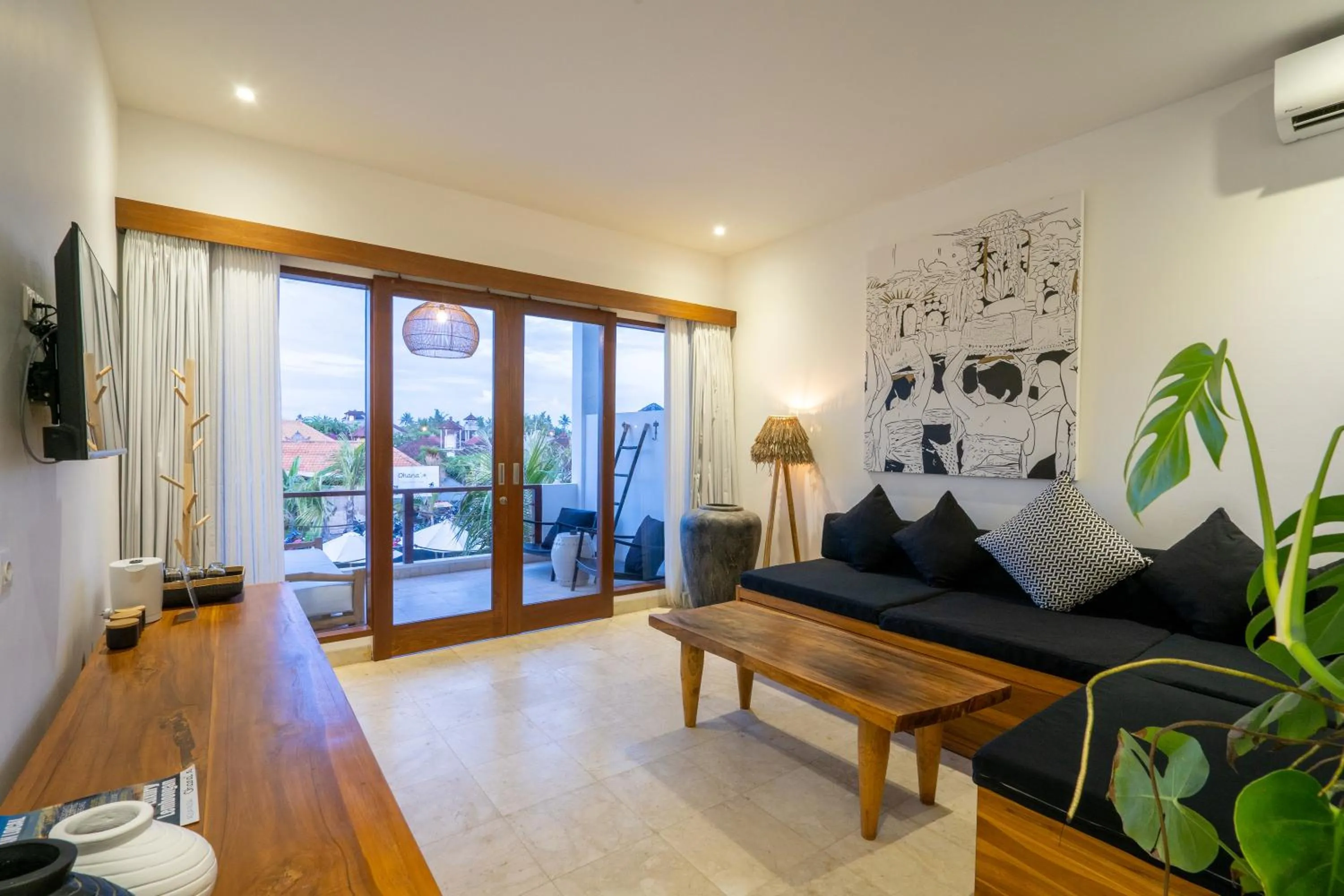 Balcony/Terrace in Ohana's Beachfront Resort & Beach Club