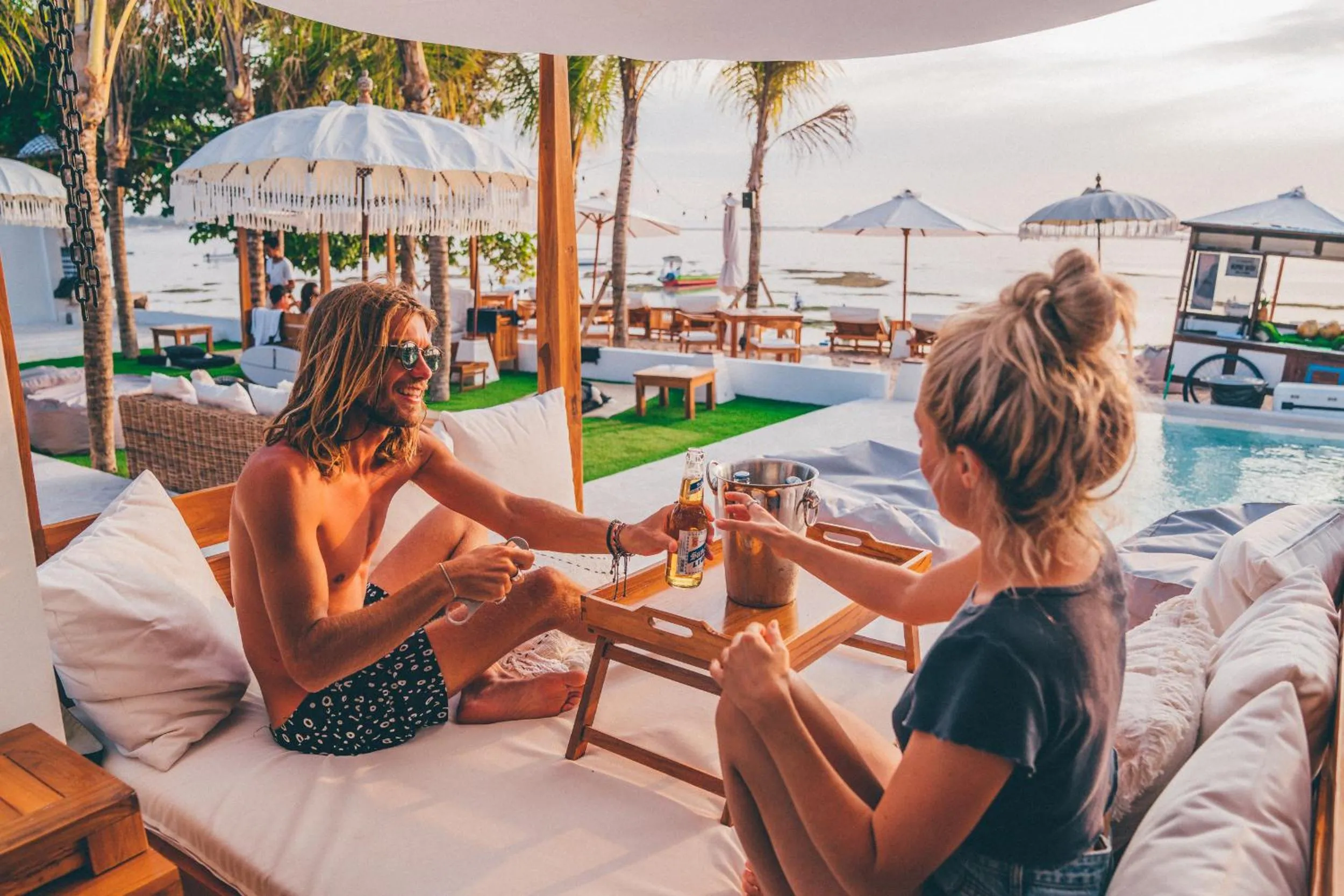 People in Ohana's Beachfront Resort & Beach Club