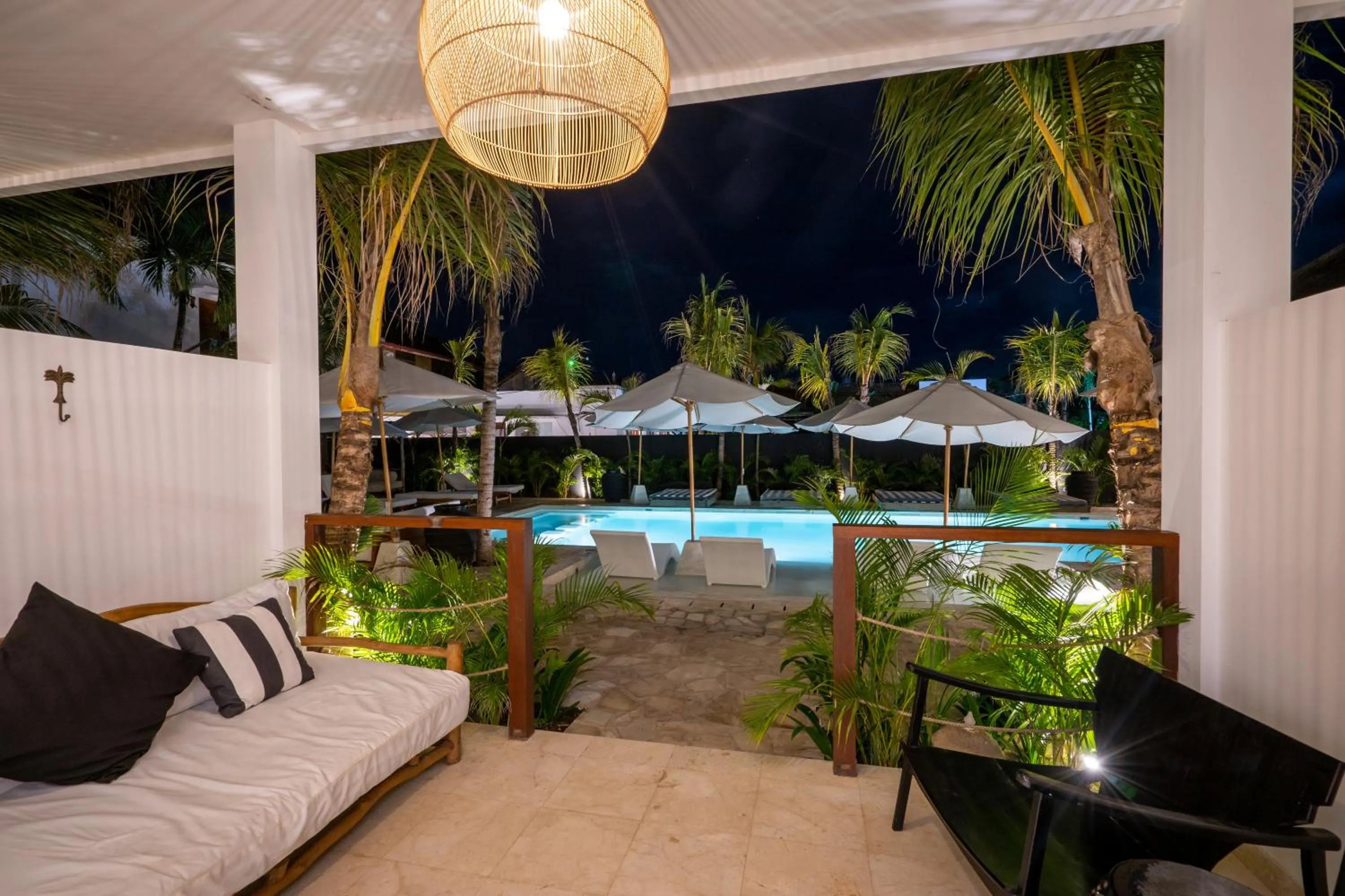 Balcony/Terrace in Ohana's Beachfront Resort & Beach Club