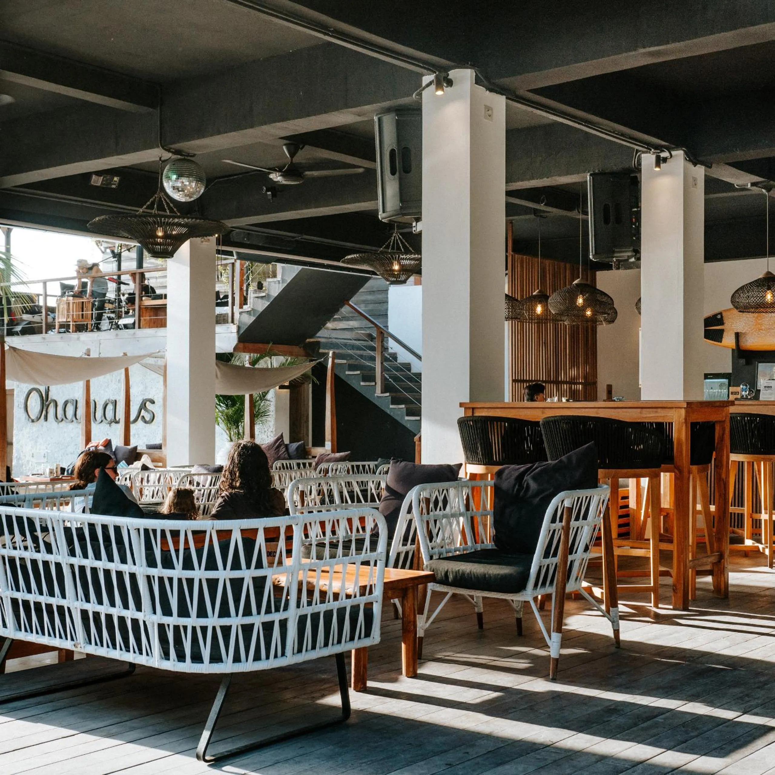 Ohana's Beachfront Resort & Beach Club