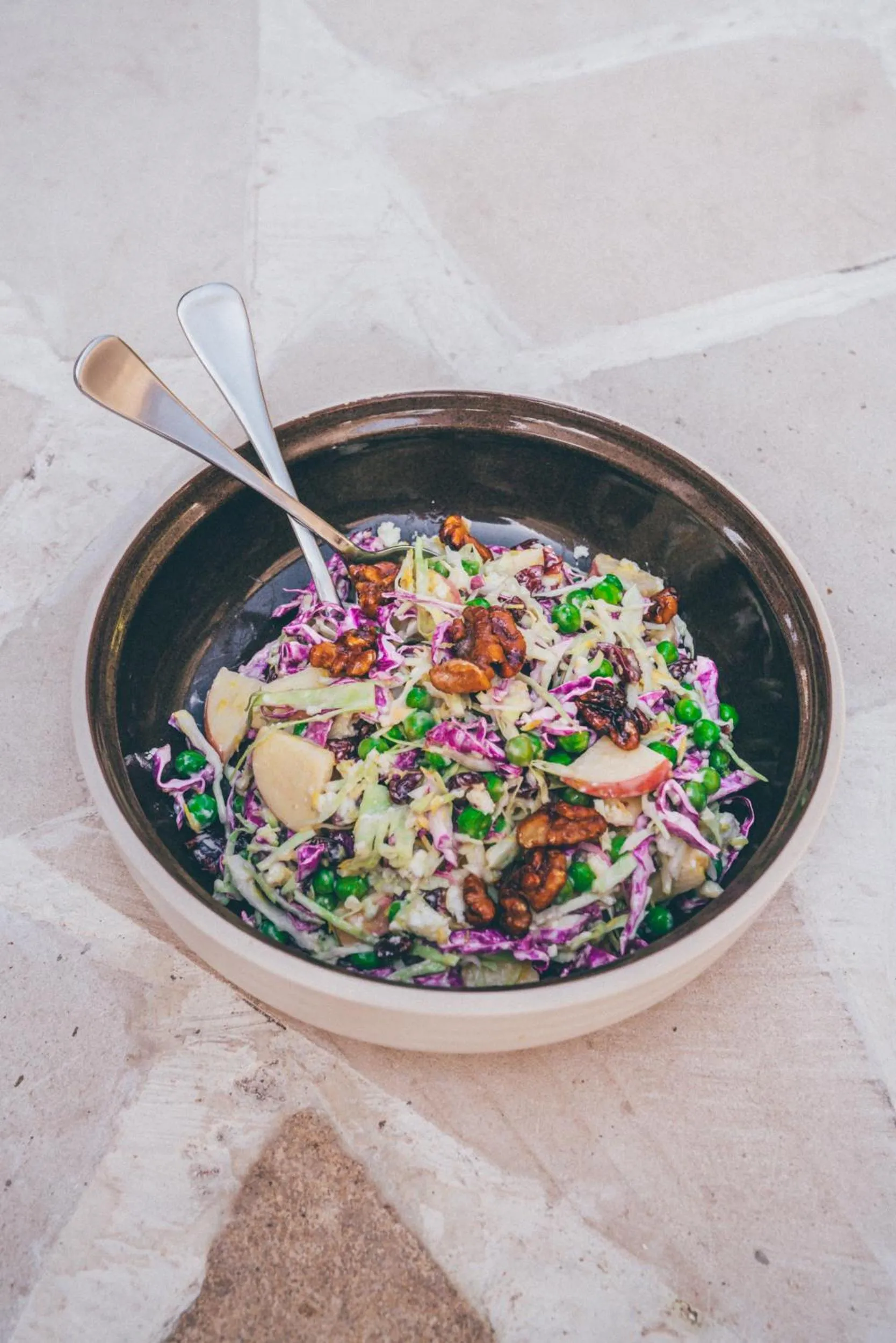 Food and drinks in Ohana's Beachfront Resort & Beach Club