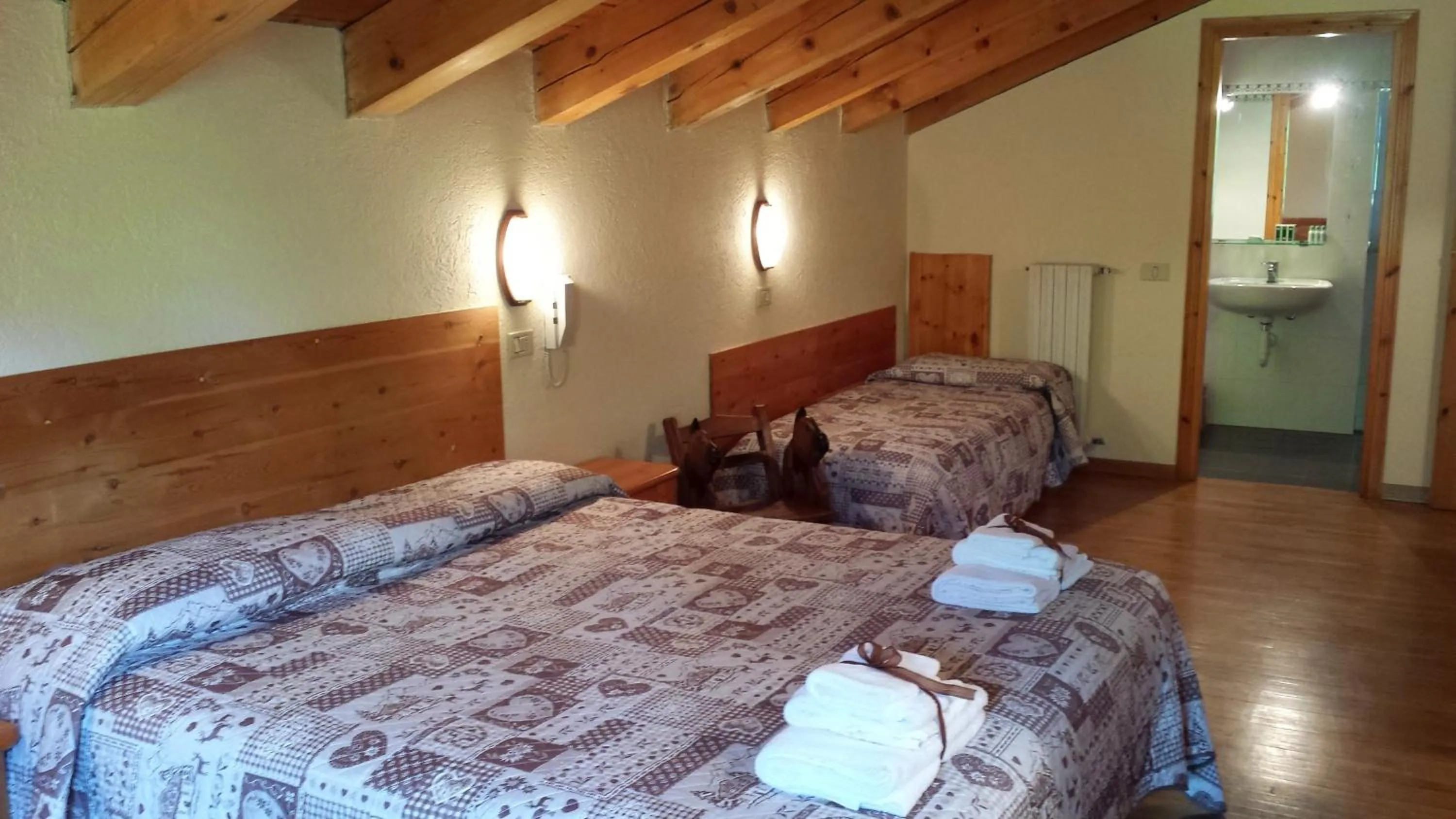 Photo of the whole room in Hotel Locanda Belvedere