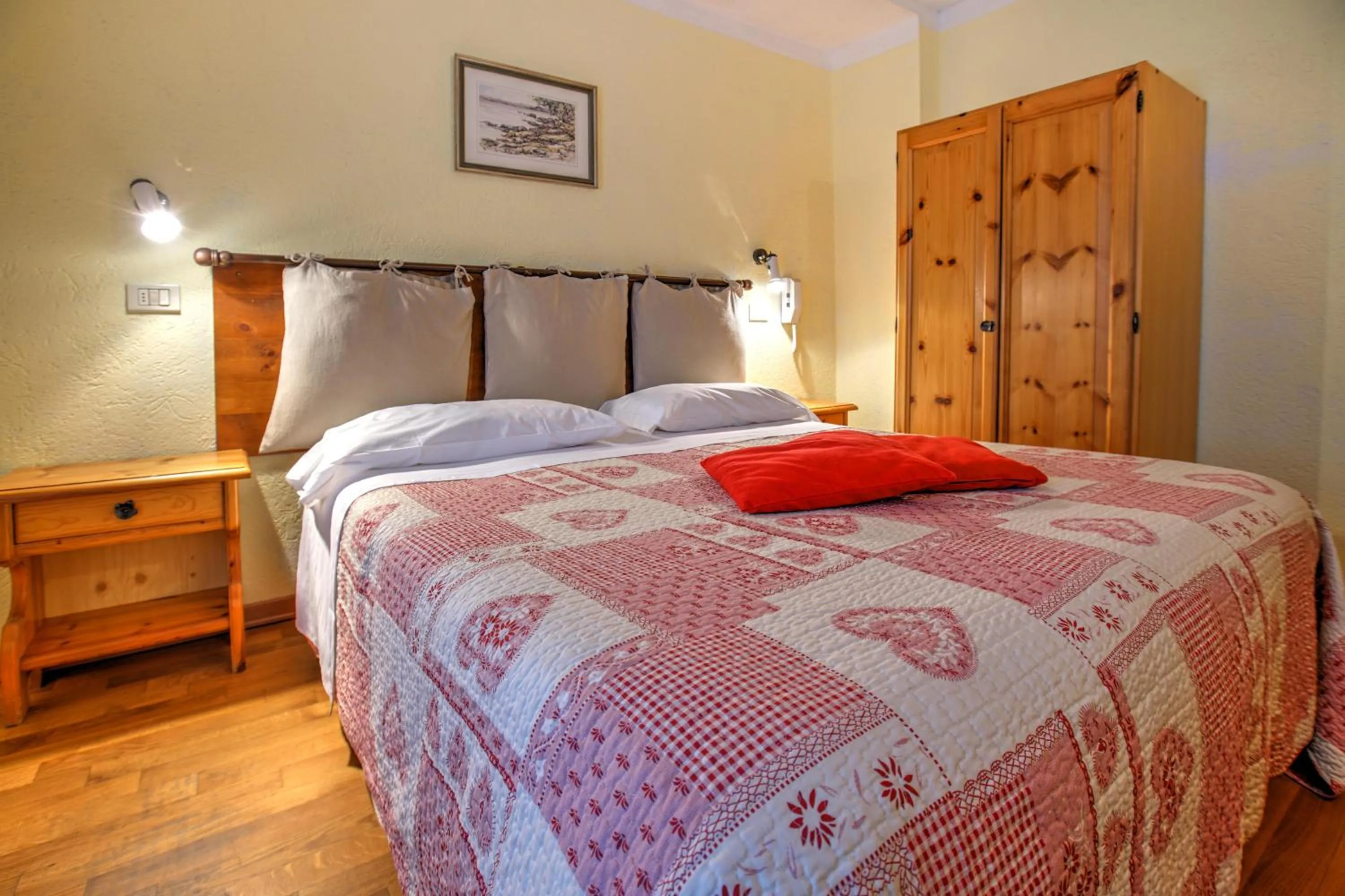 Bed in Hotel Locanda Belvedere