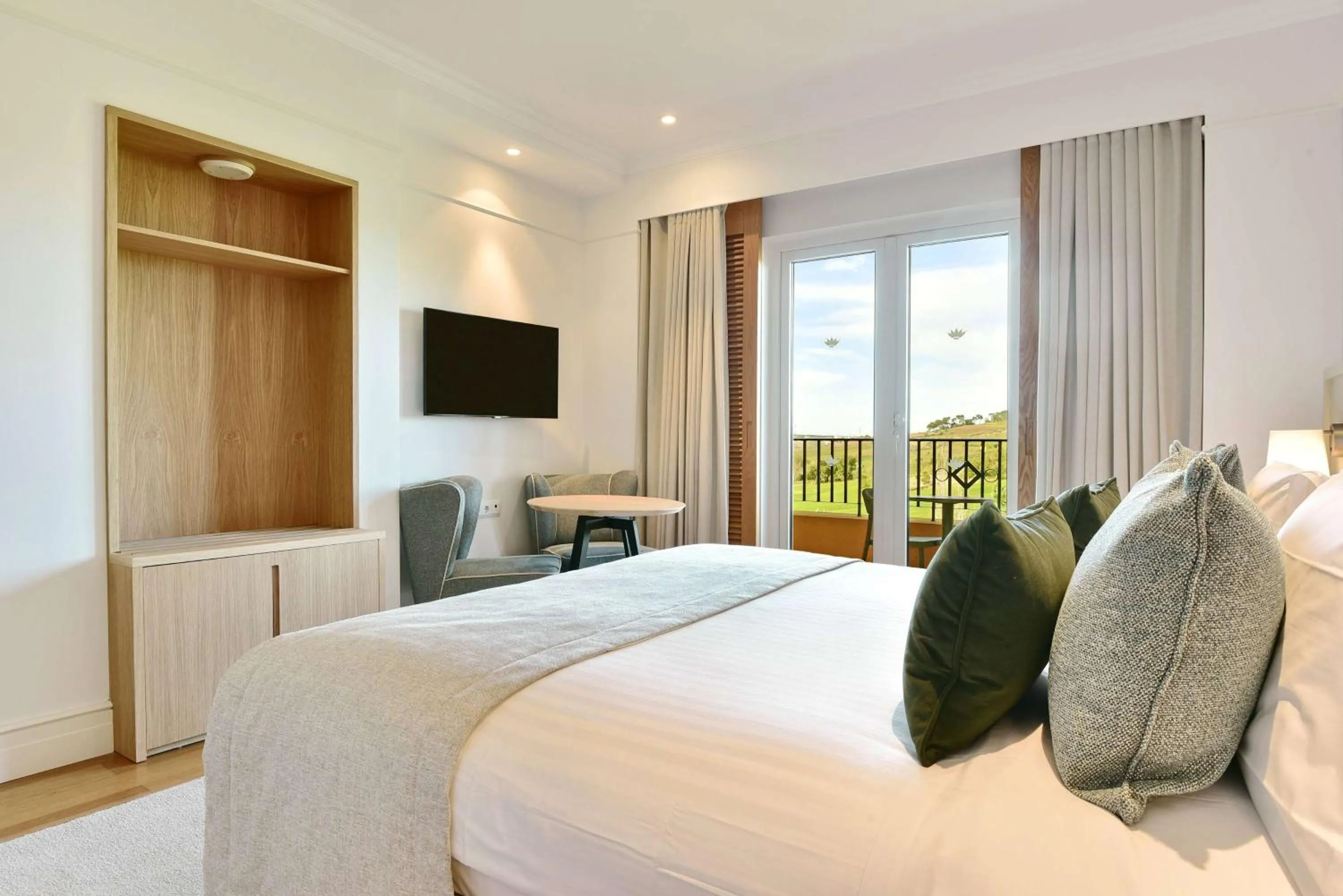 Food and drinks, Bed in Dolce CampoReal Lisboa