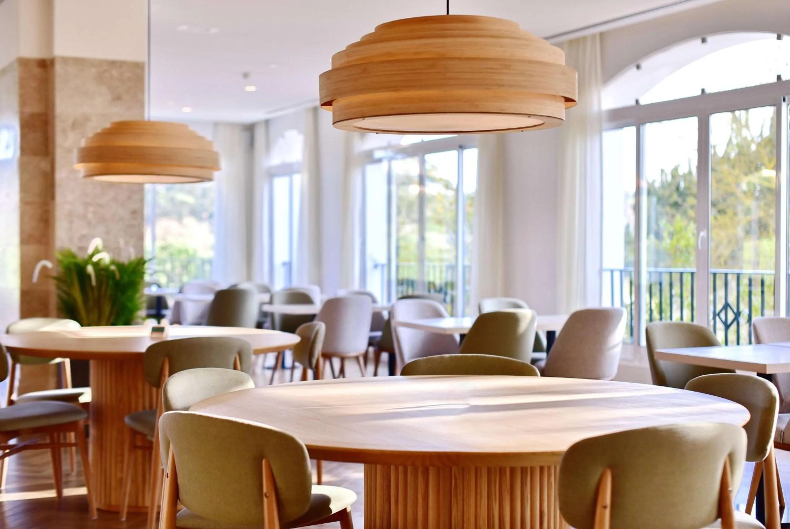 Restaurant/places to eat in Dolce CampoReal Lisboa